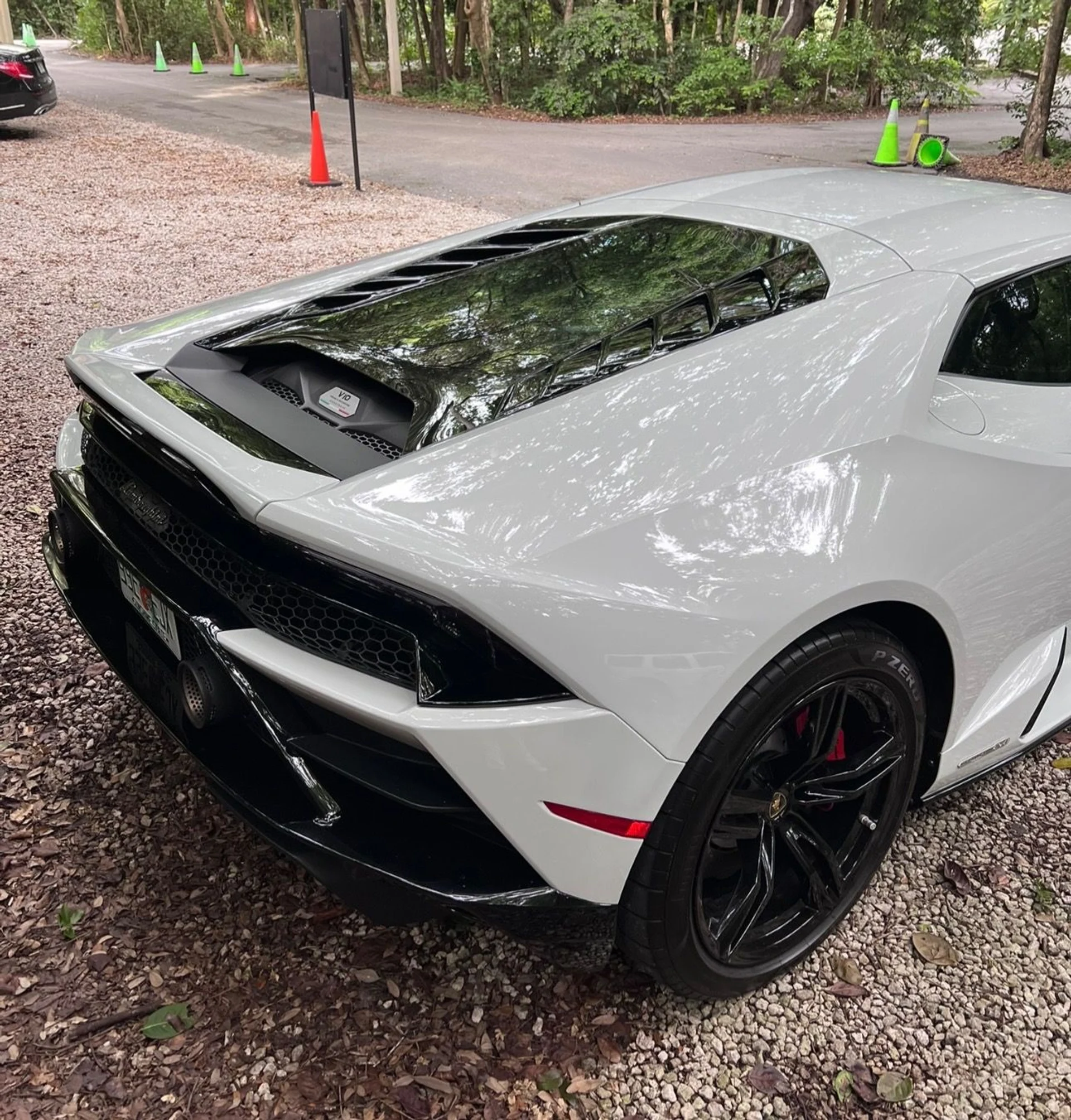 mph009_4042561735_Used_2020_Lamborghini_Huracan_EVO_1752081645_25984c4bf2
