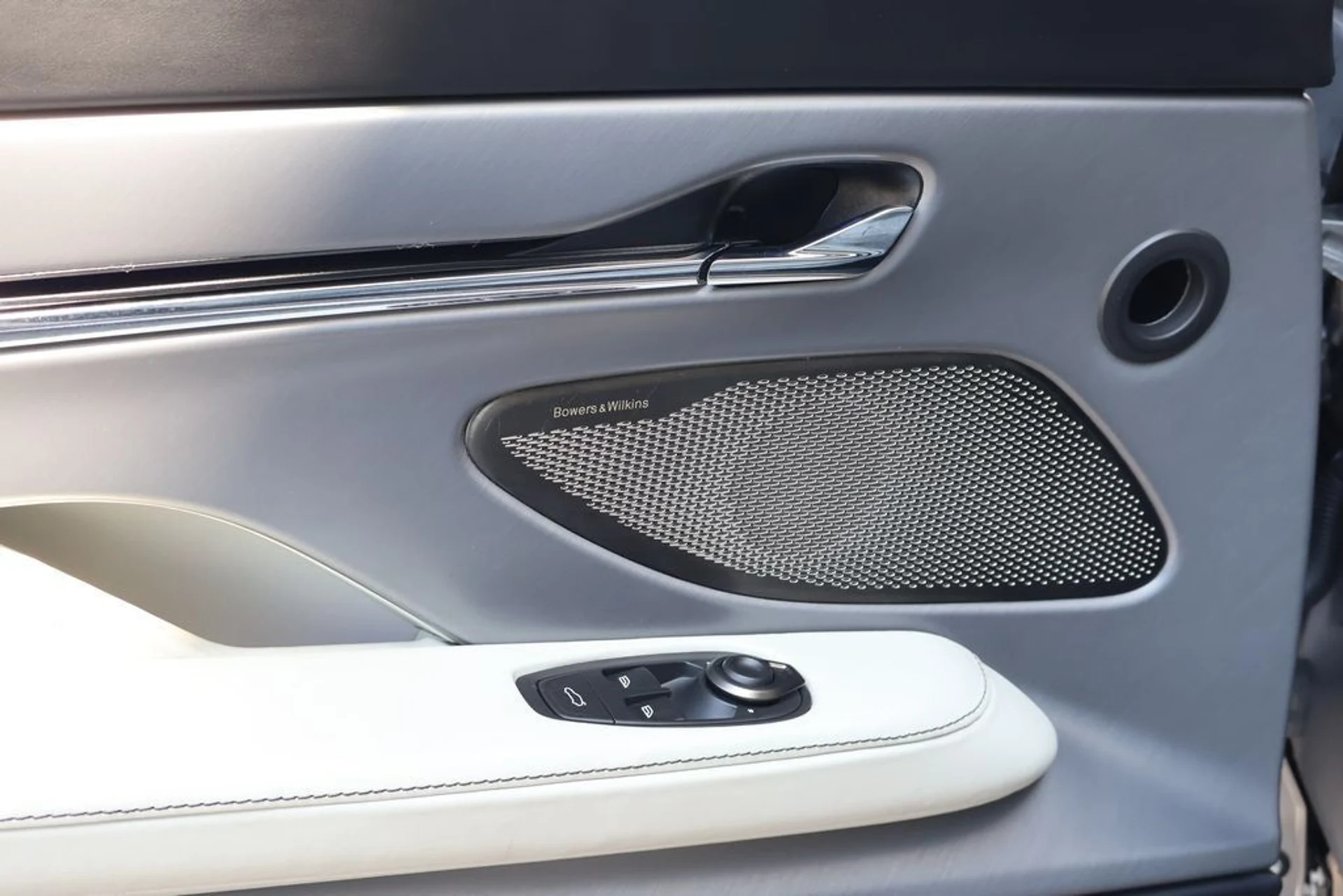 mph009_4042934873_10_6f433b6ad7