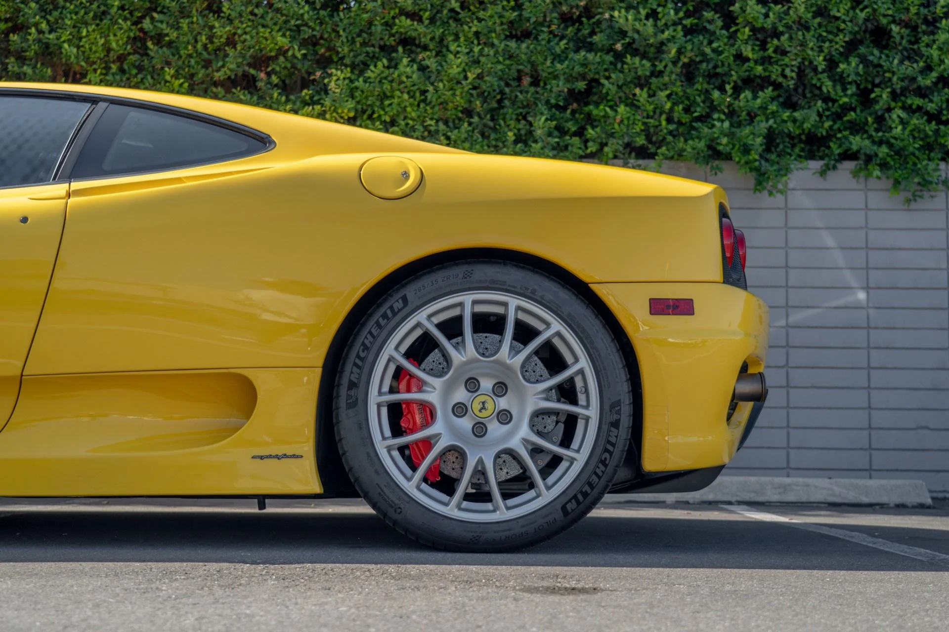 mph009_404311914_Used_2004_Ferrari_360_Challenge_Stradale_1761174873_f43a1adc59