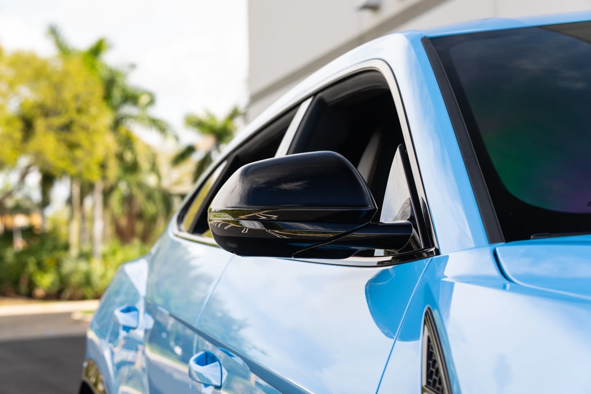 mph009_4043660193_Used_2024_Lamborghini_Urus_S_1773951175_96058da1ac