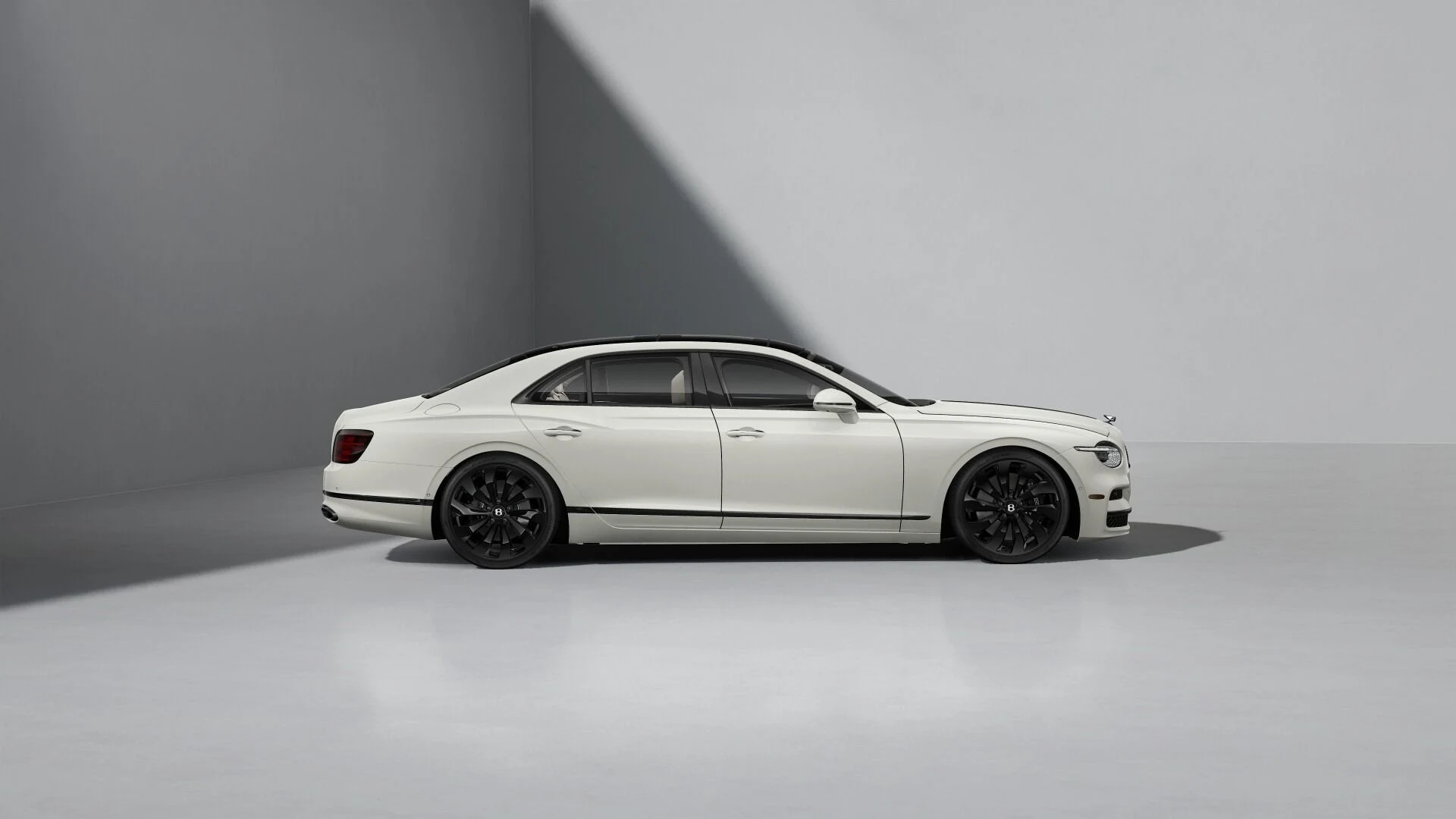 mph009_4044723150_New_2027_BENTLEY_FLYING_SPUR_df6a07980b