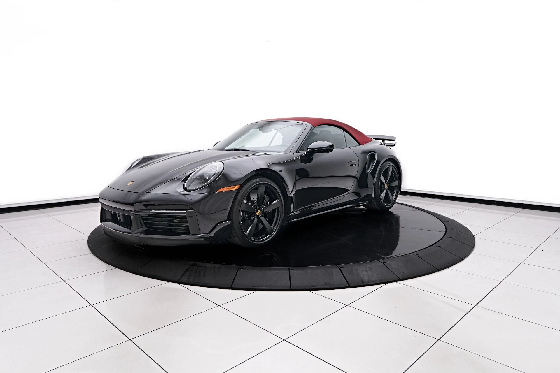 mph009_4048158461_Used_2024_Porsche_911_Turbo_S_1758674551_f4d2aa4bb3