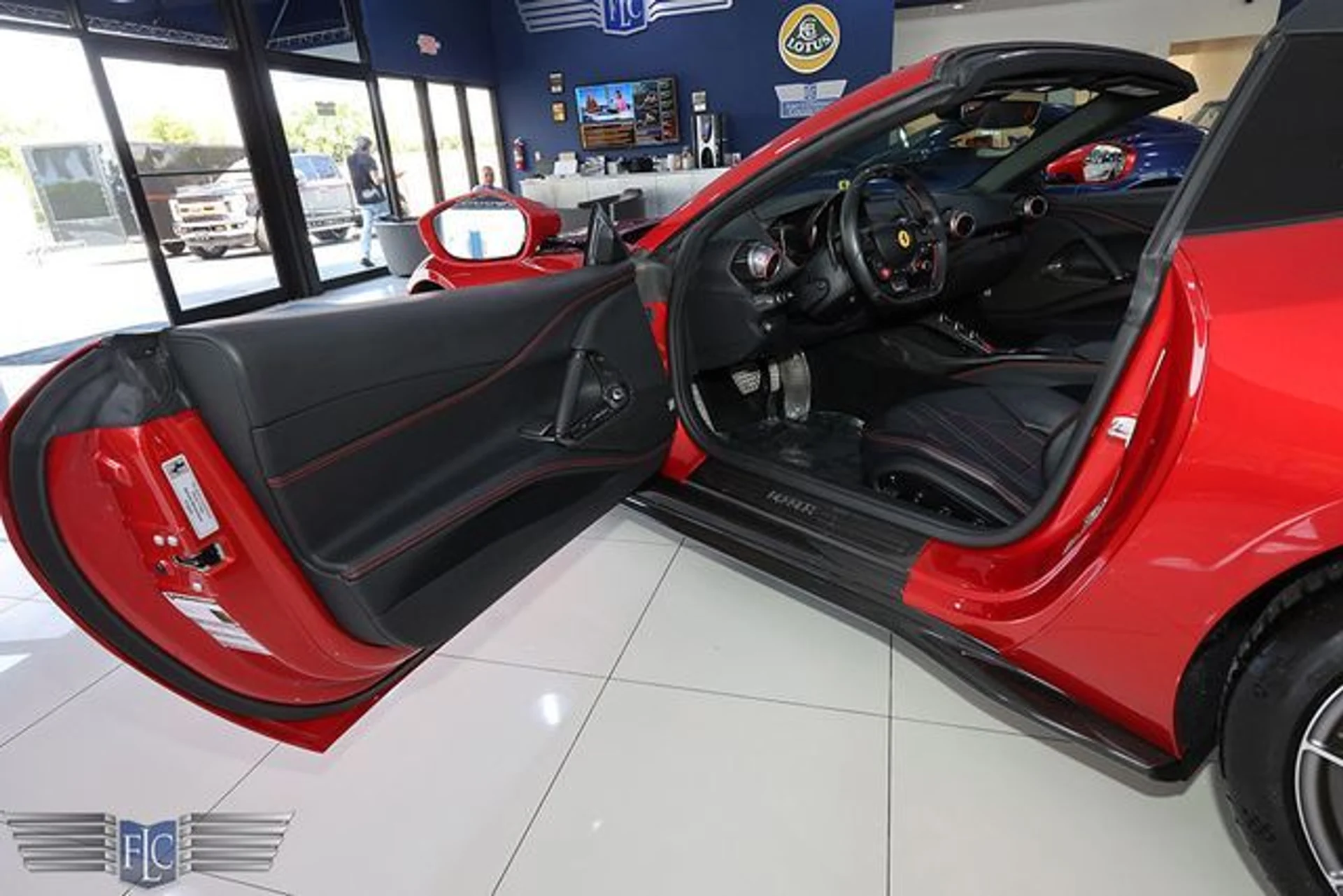 mph009_4061215245_used_2021_ferrari_812_gts_convertible_6305_23078569_14_640_a4009e3ac5