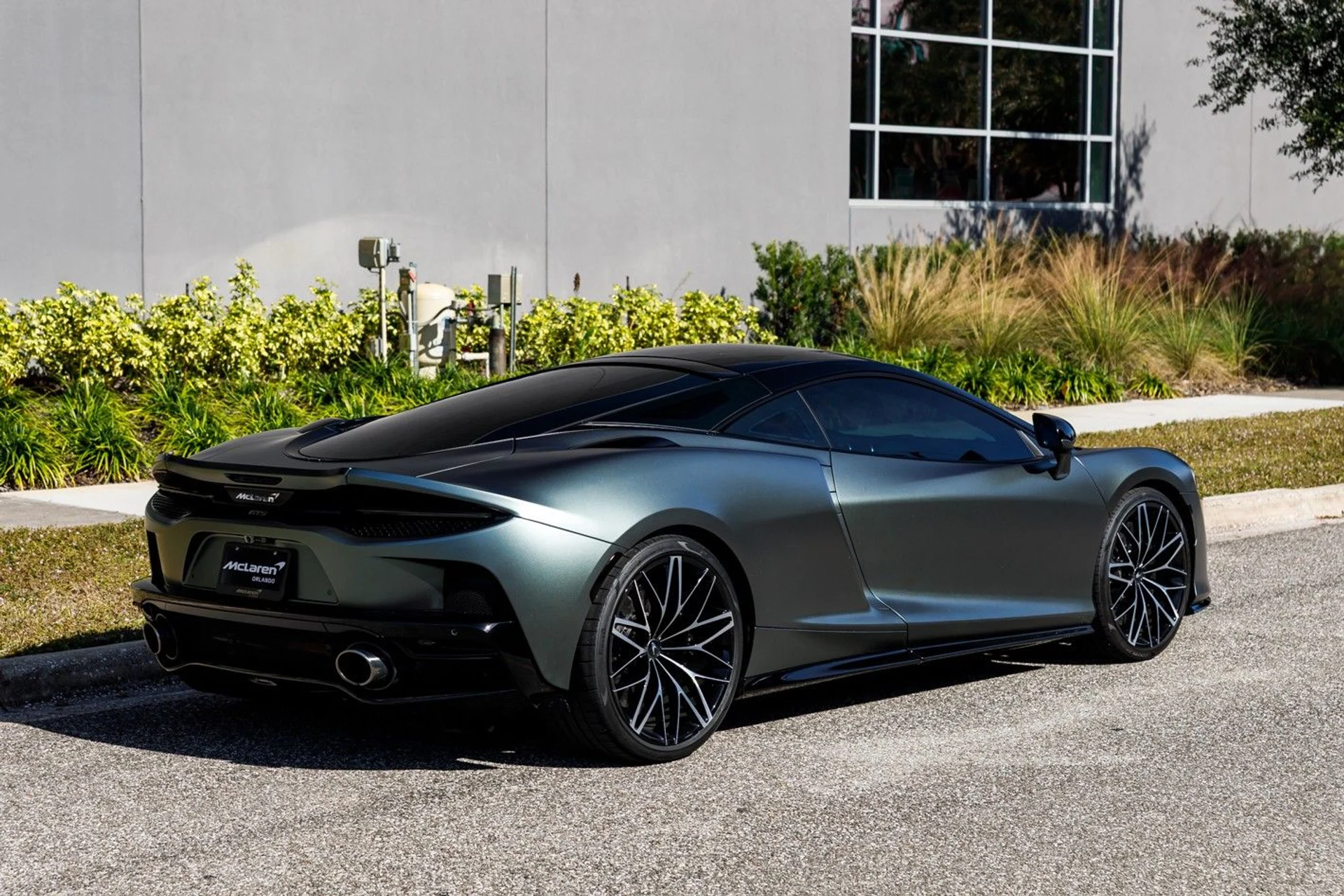 mph009_4073180214_638_p10_l_98754a3bf5