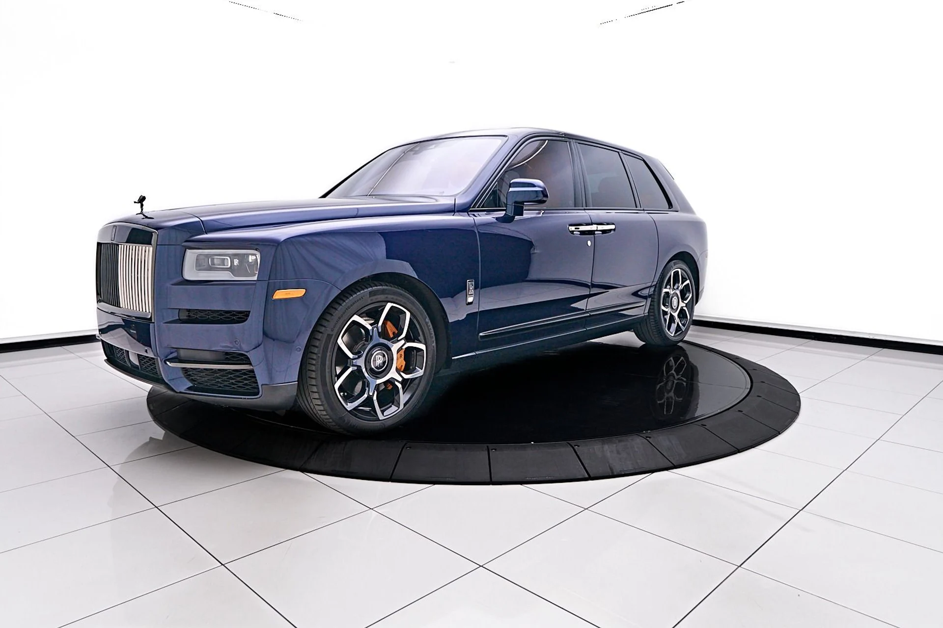 mph009_4078514549_Used_2023_Rolls_Royce_Cullinan_Black_Badge_1745029260_0d50e7d19d