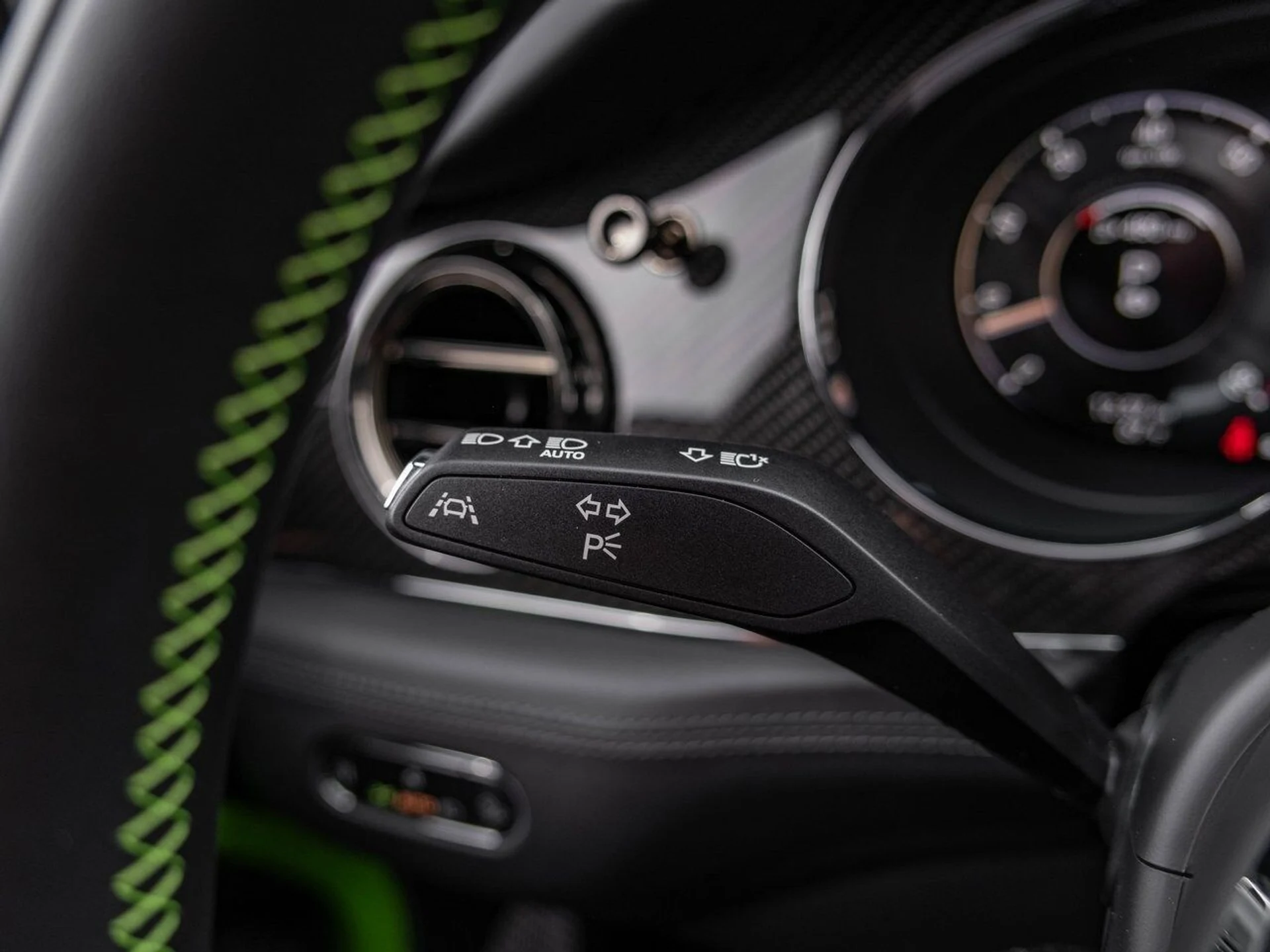 mph009_4078581506_8ce3899181806f733712f2d19c92b52fx_5ca62bfe21