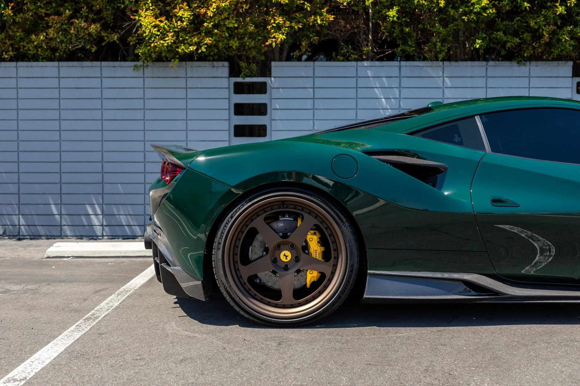 mph009_4082356115_Used_2022_Ferrari_F8_Tributo_1744415609_7a83c20e31