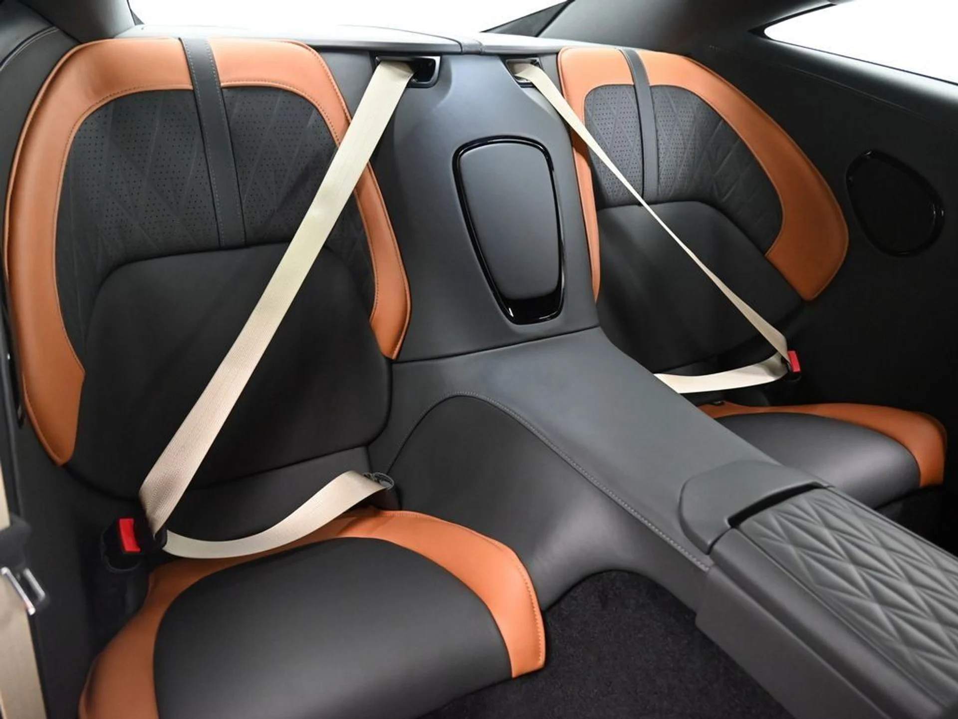 mph009_4085196090_91f08585cd9515607e773bae3a52ea13_b5e9980809