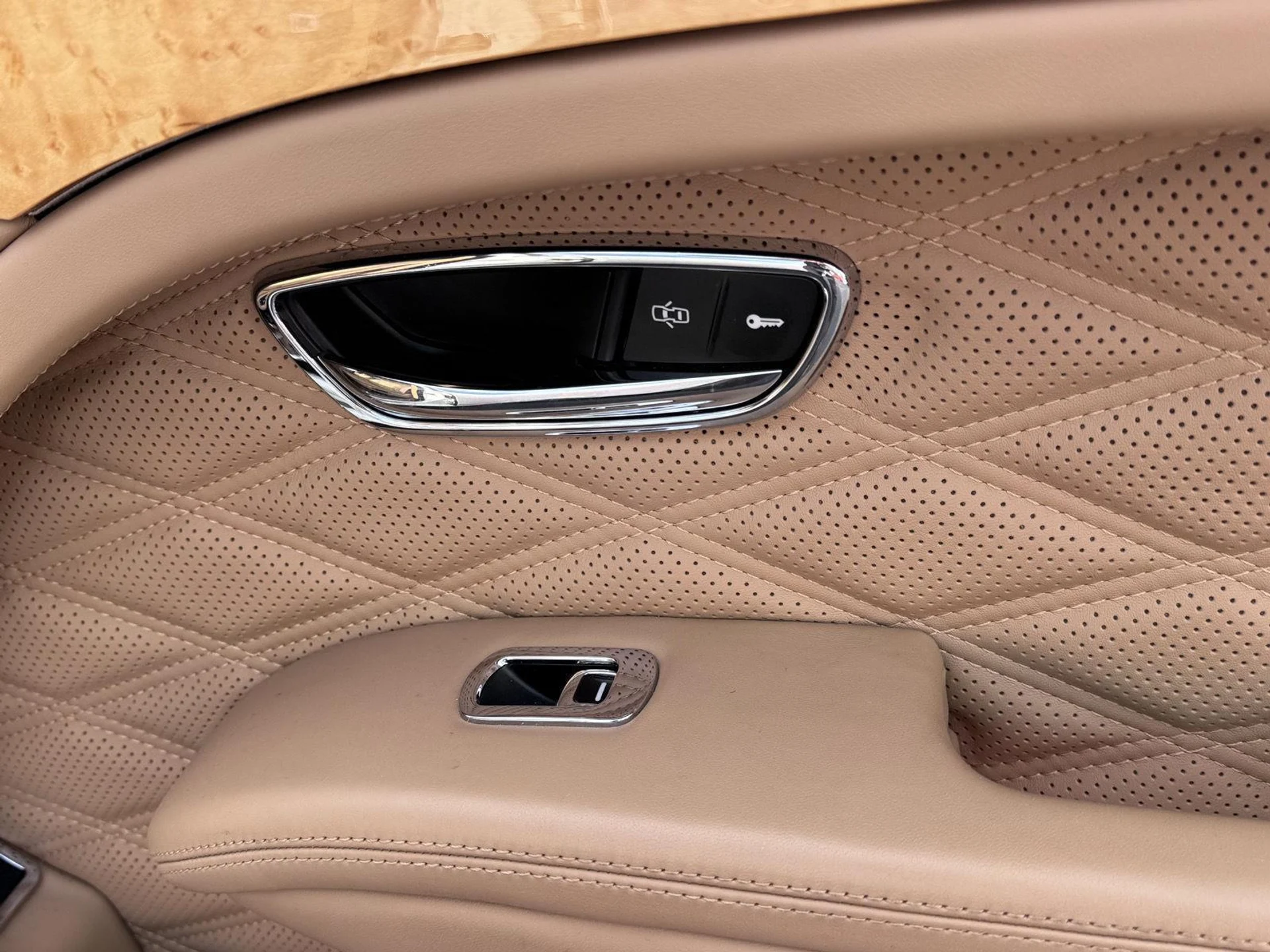 mph009_4086358791_fbc59946076c26d690dc835becf686b0_c039c9101b