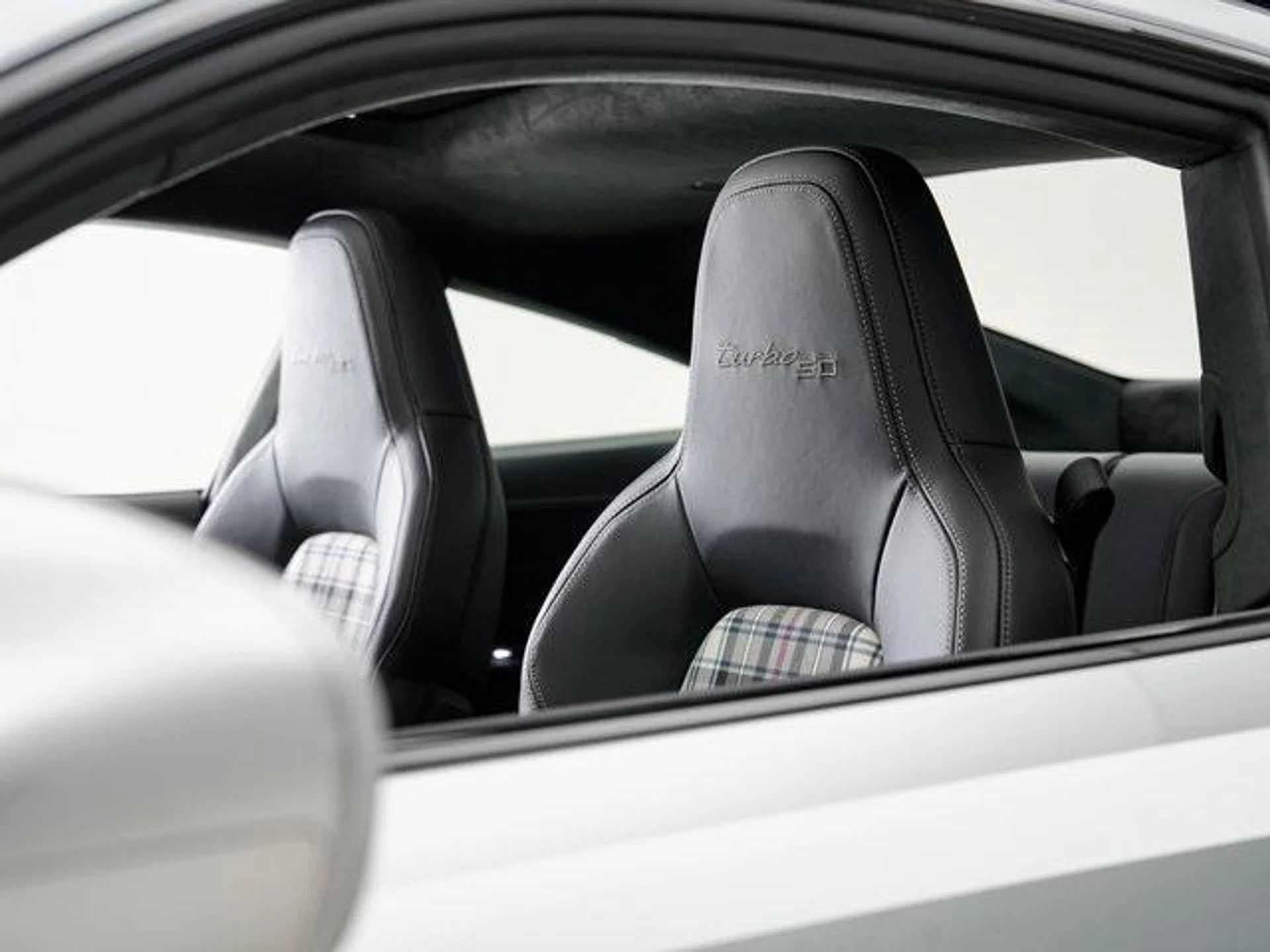 mph009_4089516456_H_dm_P_Sv56_Cz_MITM_Ad0p_XHB_Sg_IMI_0eb591e334