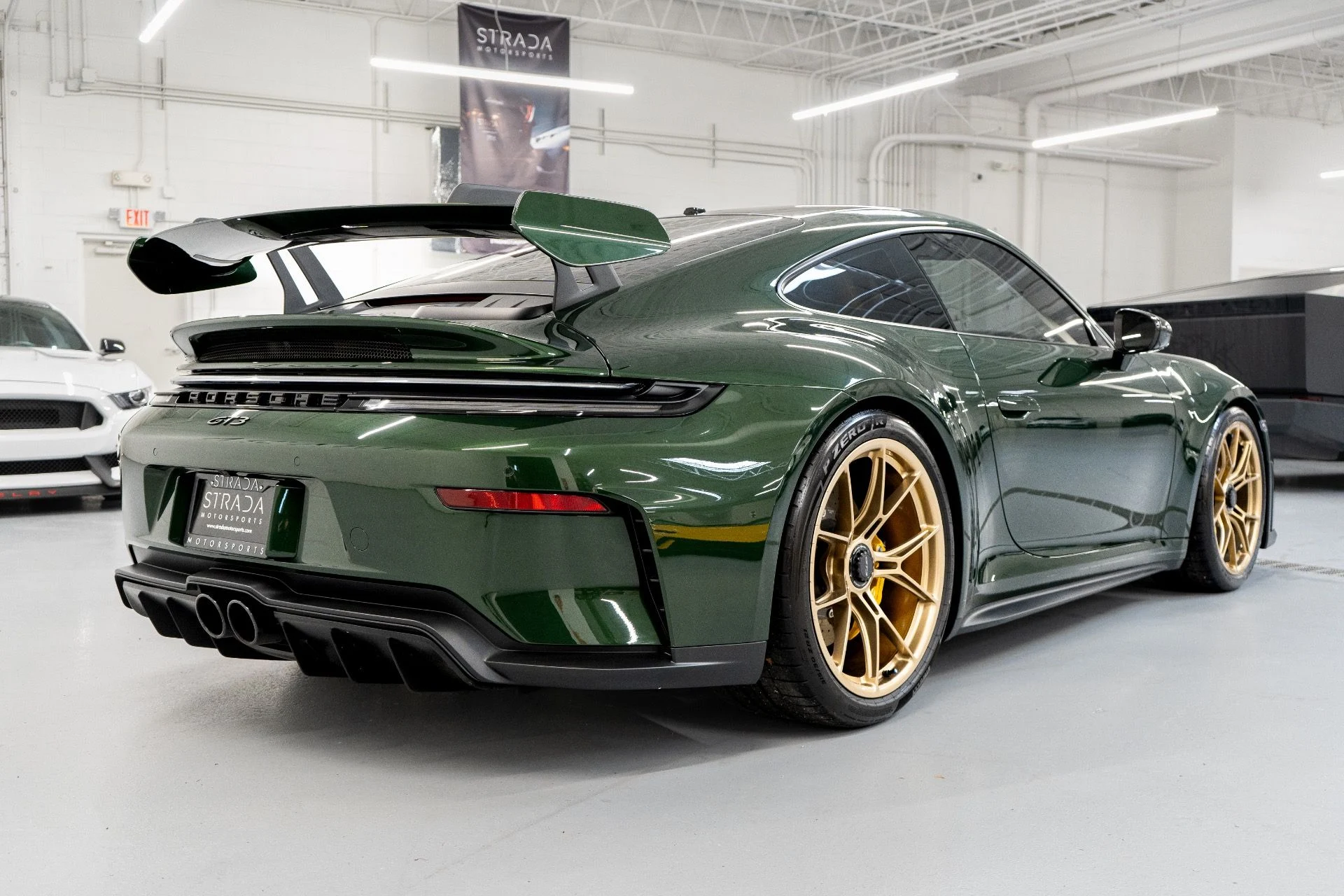 mph009_409026675_Used_2026_Porsche_911_GT_3_1766611800_bb55acb19b