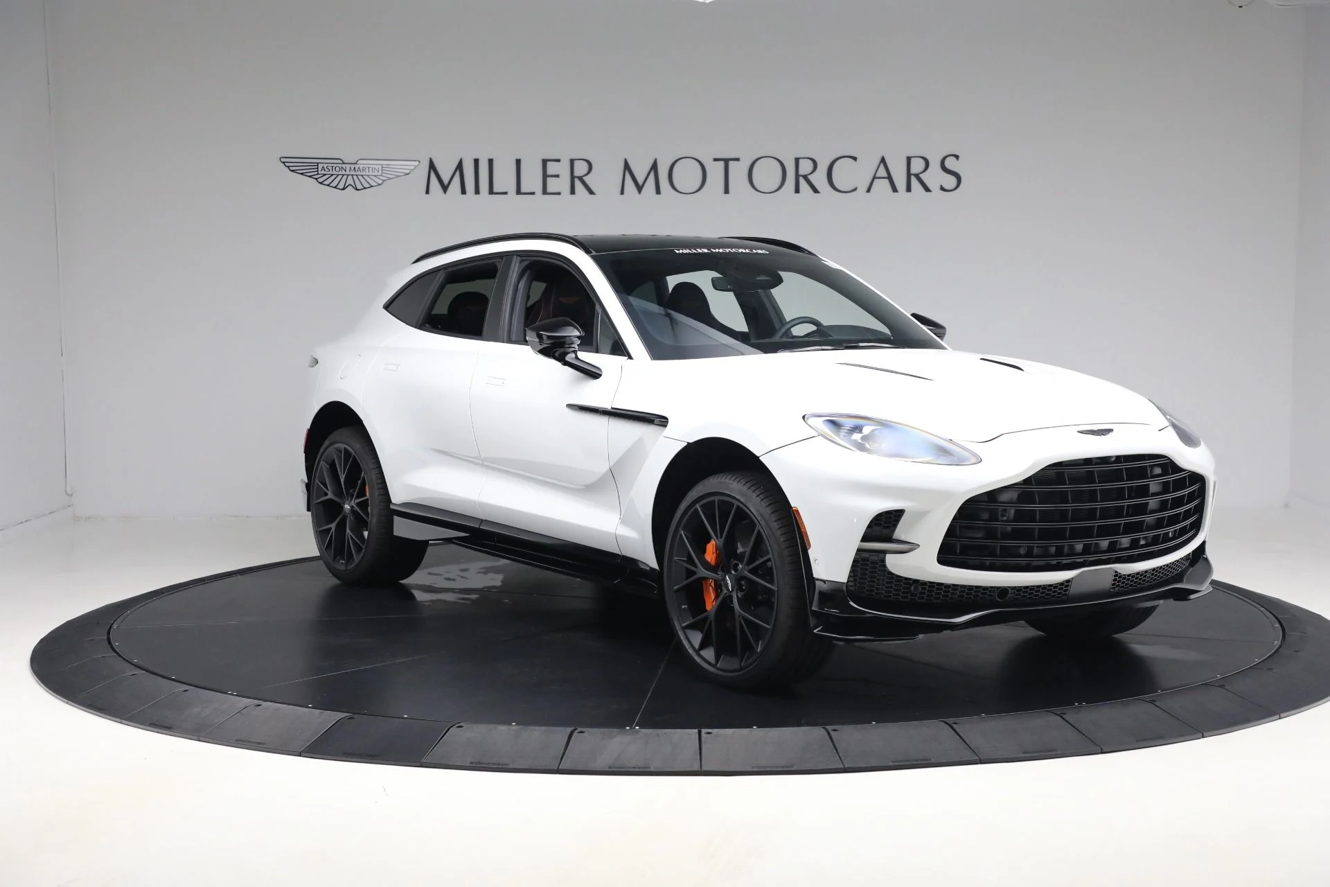 mph009_4101185245_New_2025_Aston_Martin_DBX_707_707_dc41d4b011