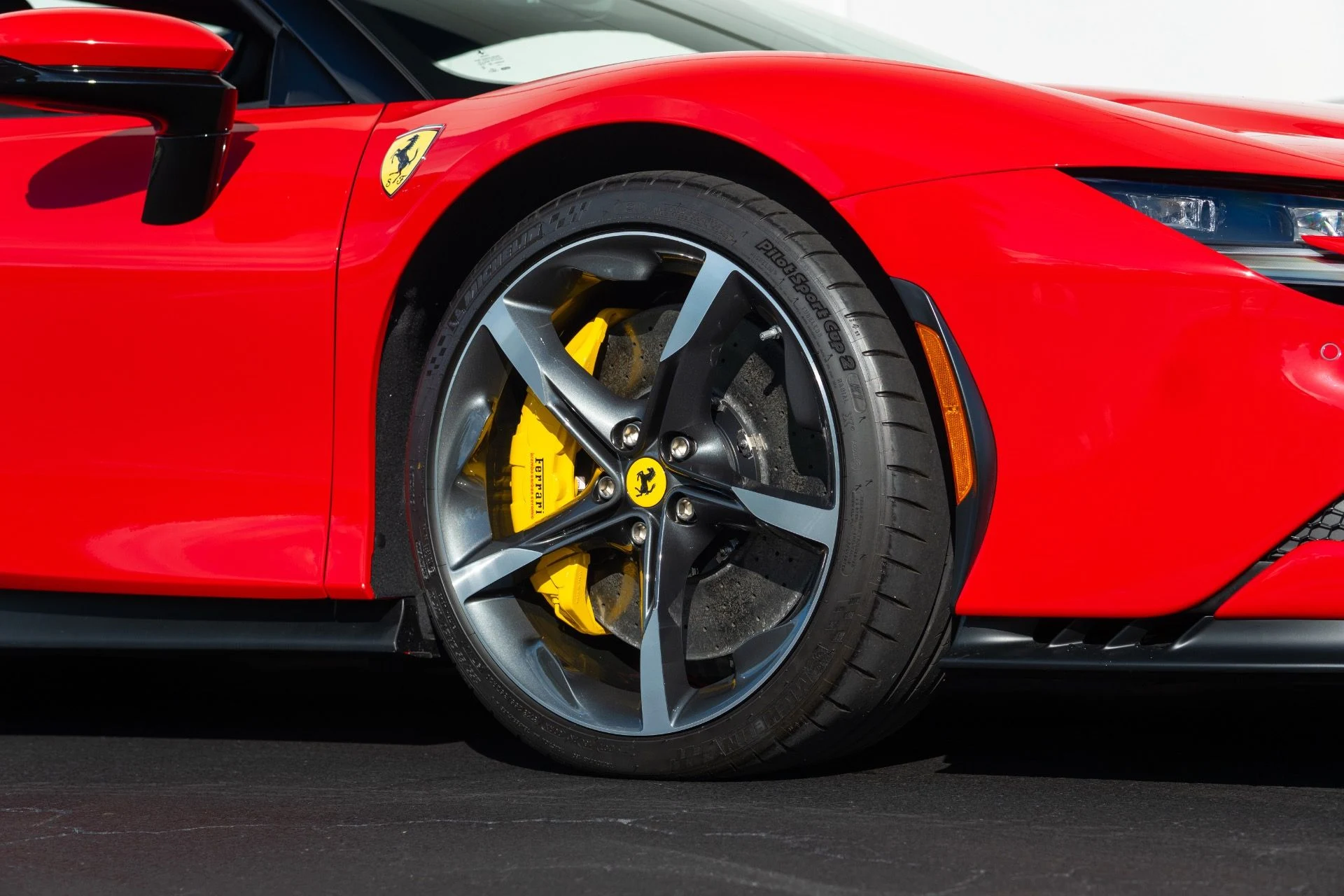 mph009_4102547080_Used_2024_Ferrari_SF_90_Spider_1759287826_1e5da1cd86