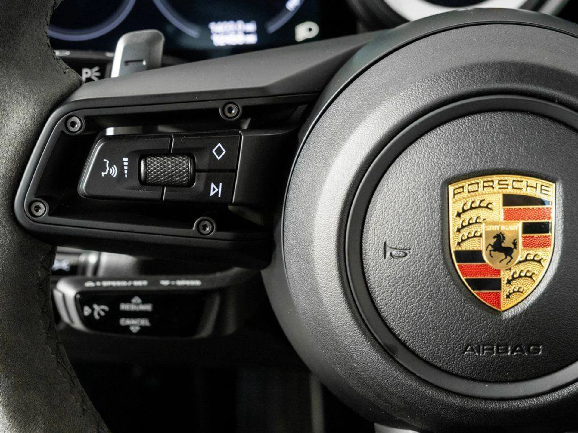 mph009_4125318364_Ca_WZIZFDBT_Lz_Pzw_Z7zo_3tu6g_P0_ce049b499a