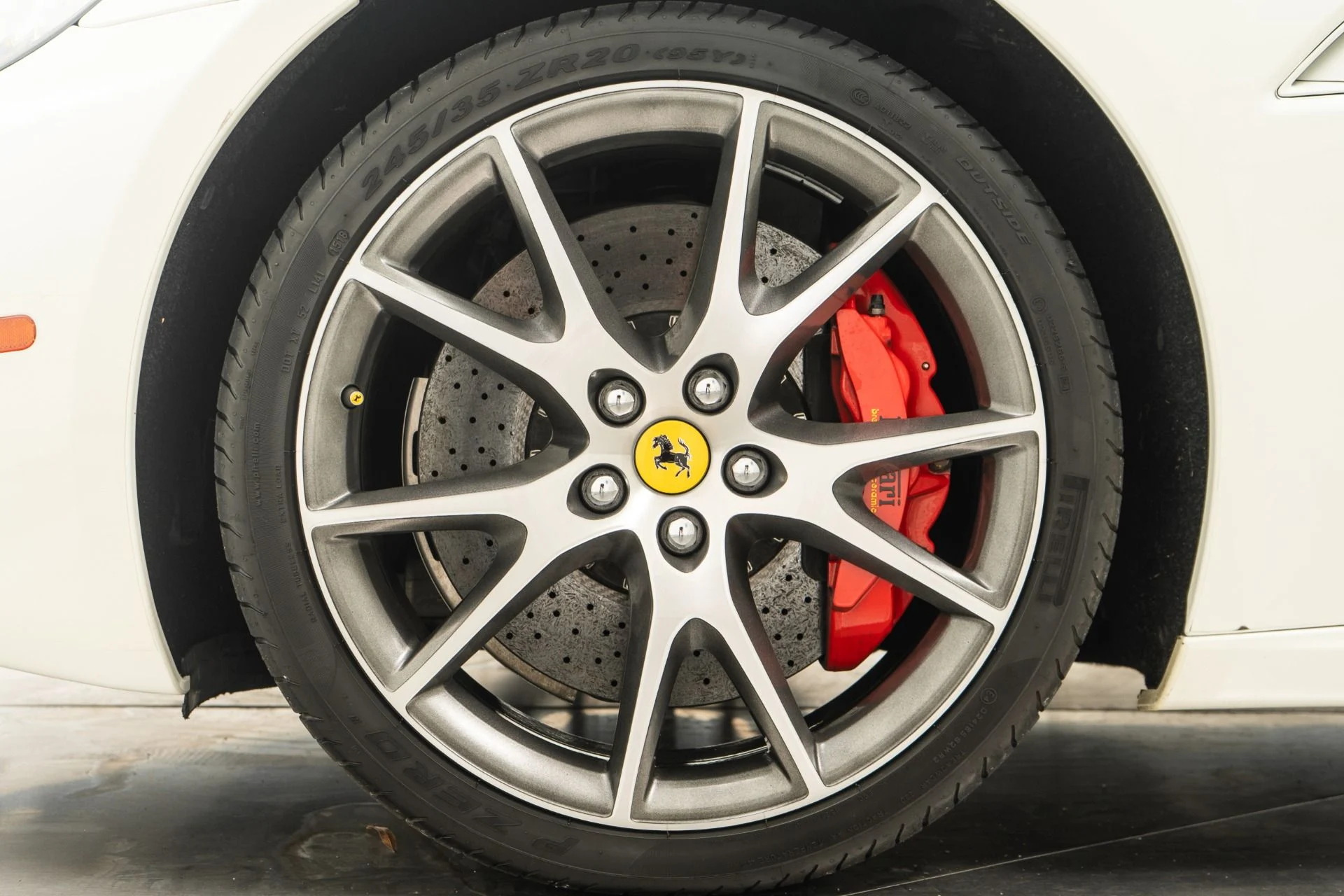 mph009_4128447890_Used_2014_Ferrari_California_1756832165_83ba1376b6