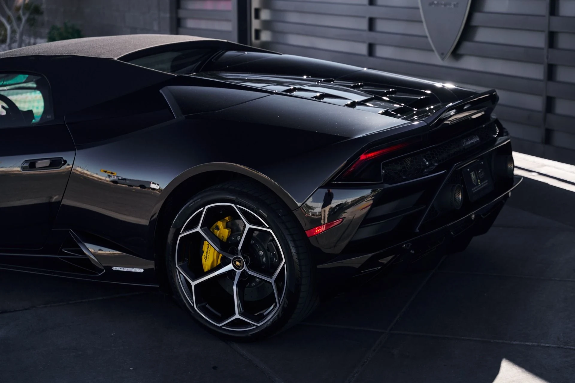 mph009_413015206_Used_2024_Lamborghini_Huracan_1793135535_9ff97a4916