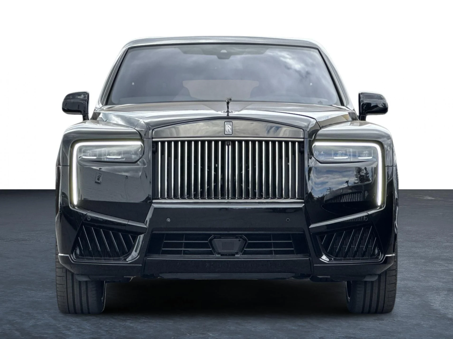 mph009_4138356928_New_2027_Rolls_Royce_Cullinan_Black_Badge_1788527045_93020fdb11