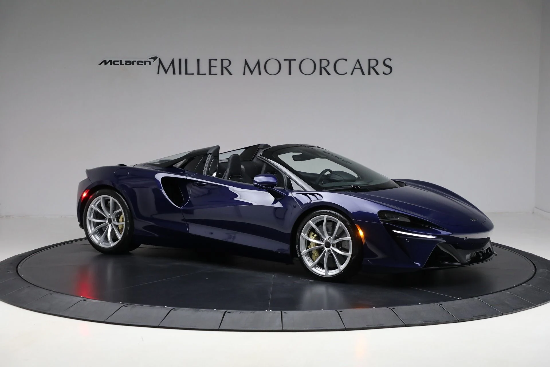 mph009_4138983520_New_2025_Mc_Laren_Artura_Spider_Tech_Lux_0ed3af23fc