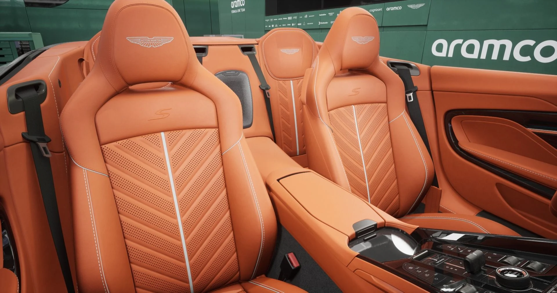 mph009_4140570761_New_2026_Aston_Martin_DB_12_S_Volante_1787866665_6842c1ef22
