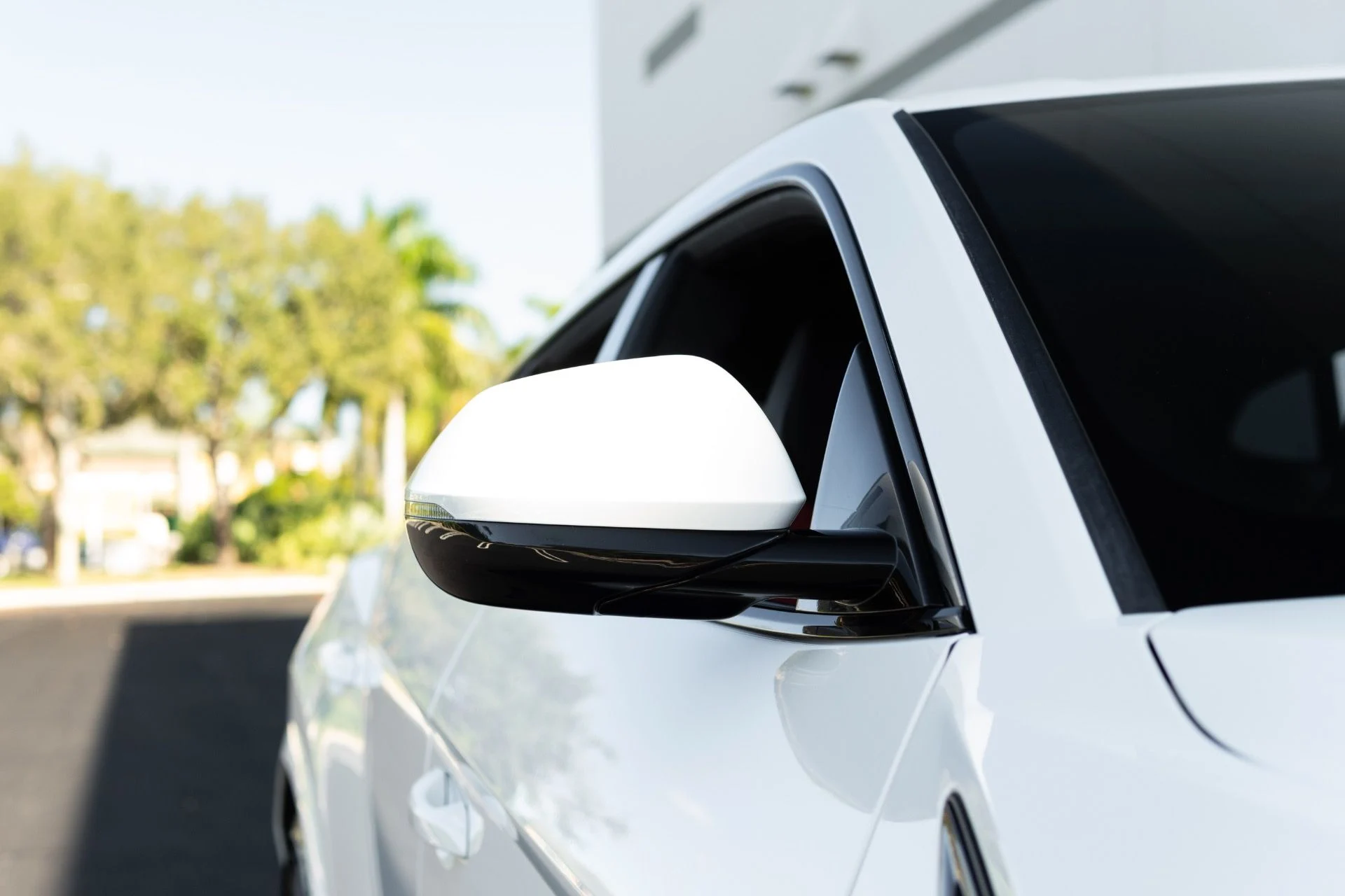 mph009_4147102151_Used_2021_Lamborghini_Urus_1767069879_ede7e022f9