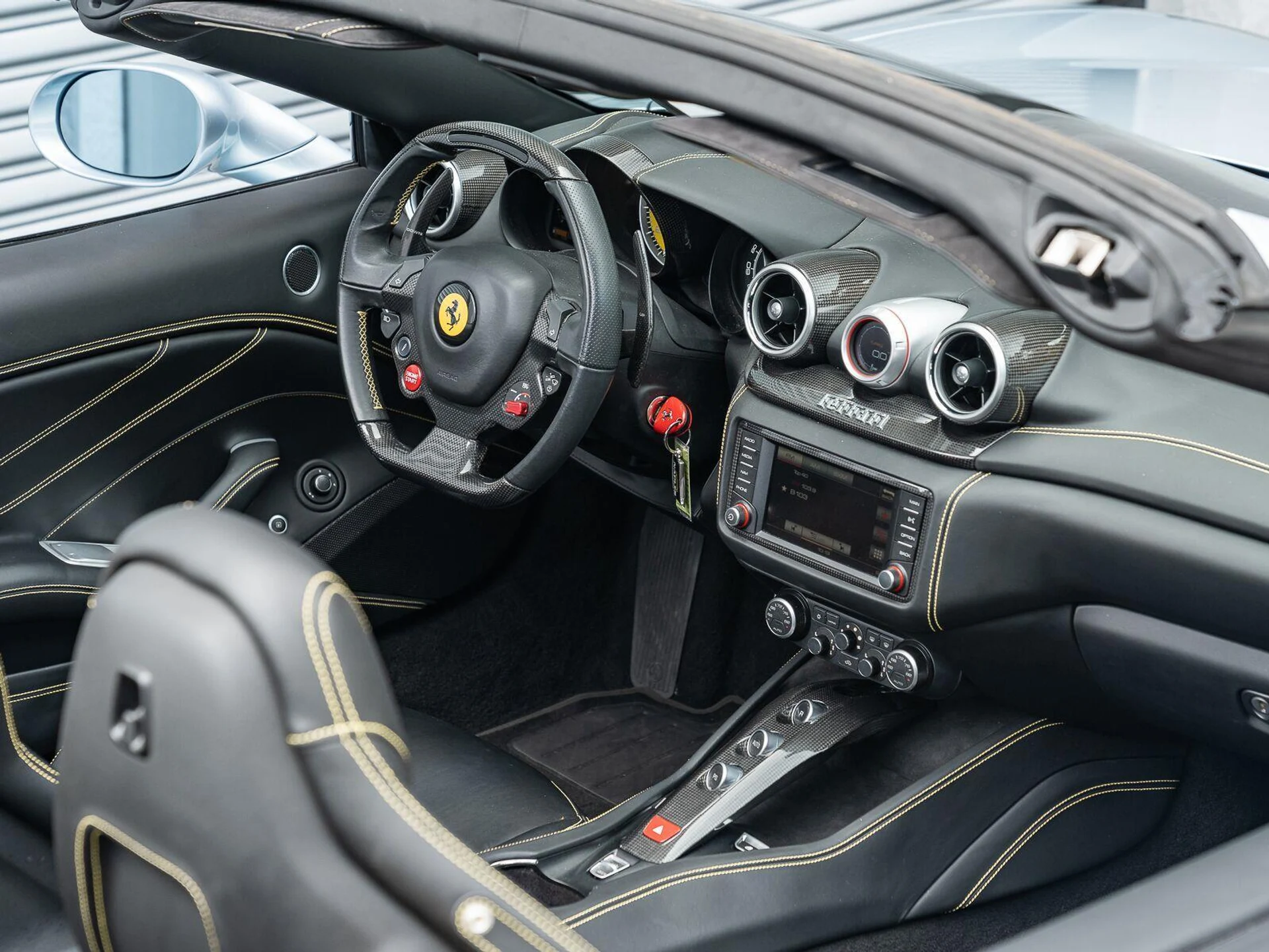 mph009_4147405952_Used_2016_Ferrari_California_T_1785949654_3da39e303e