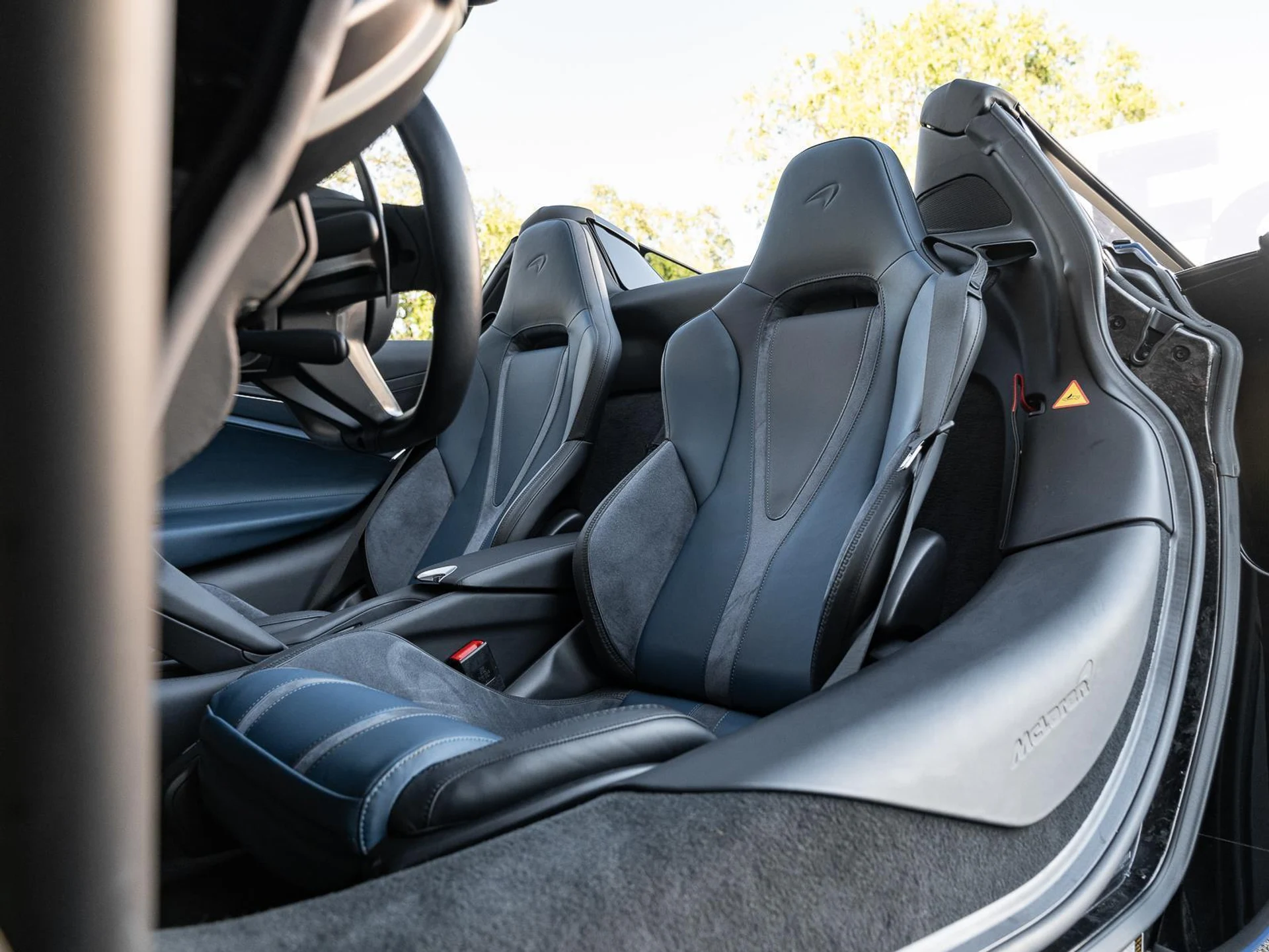 mph009_4158012957_Used_2024_Mc_Laren_750_S_Spider_1774886703_c6a586f7fd