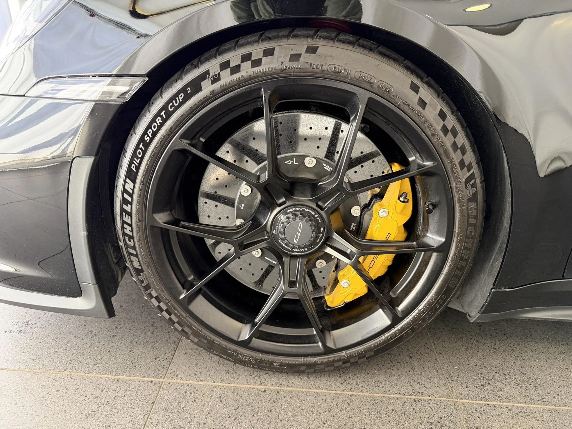 mph009_4166150880_387debd0b3601cf3877f73aa0bb842dax_71cc866a96