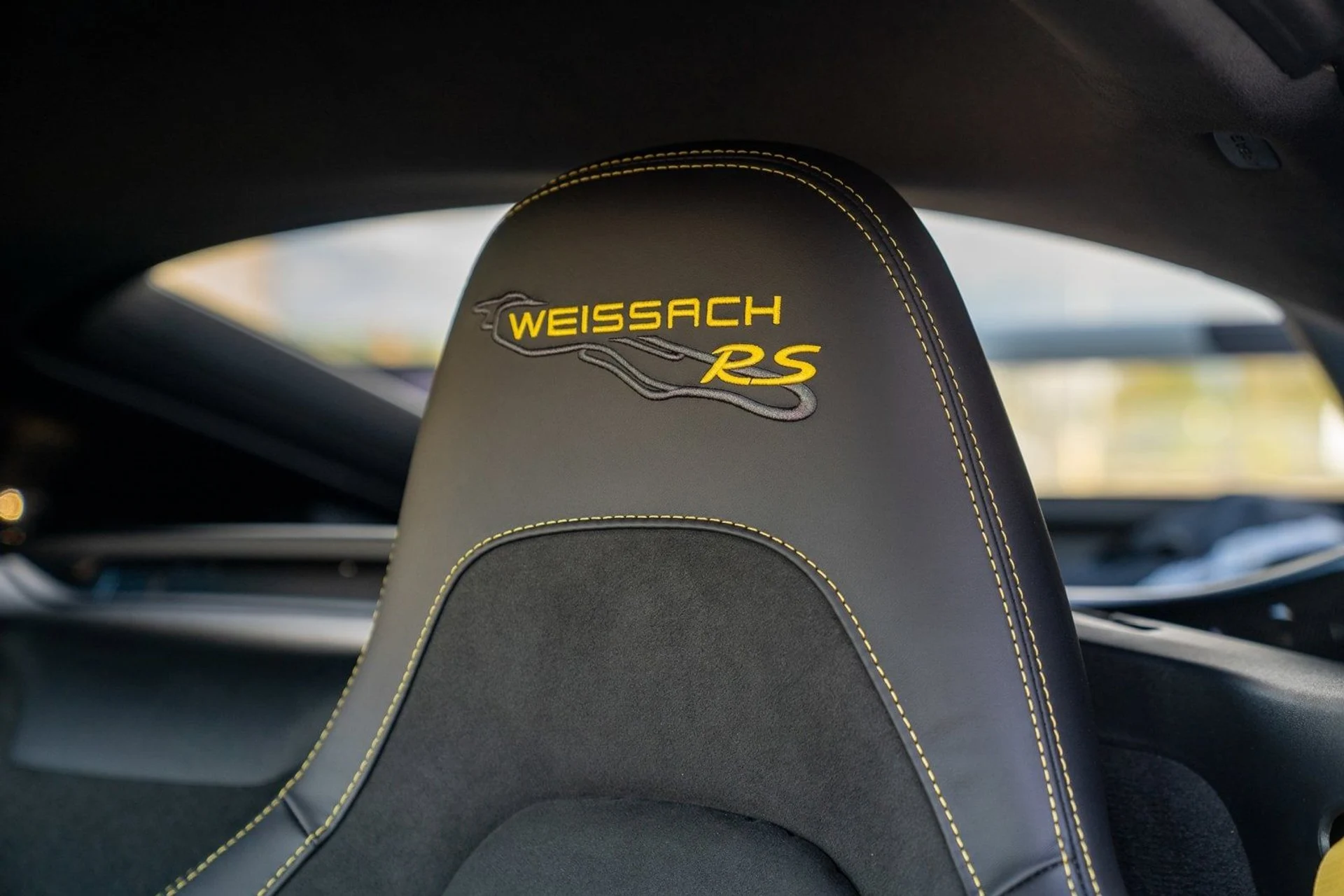 mph009_4176672013_3fc27c2e55b559cf1f8d05753b7dbc83x_9997322982