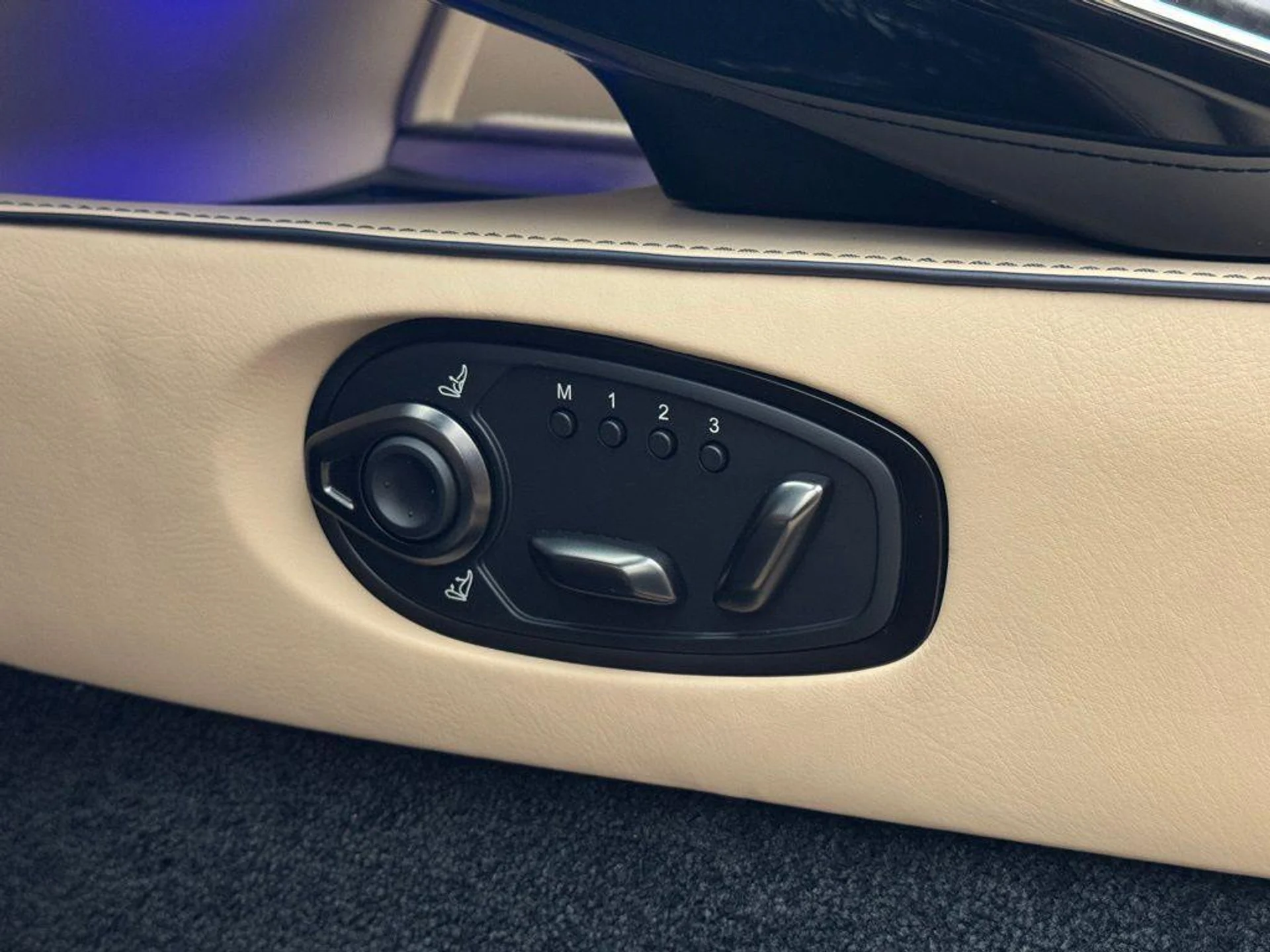 mph009_4183590694_71_Zti6xcpkj_N1z_Nf_x_TF_So_N_Pq4_6115de6941