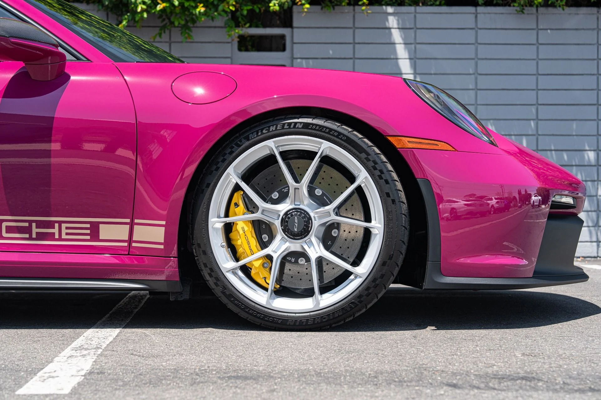 mph009_4183877609_Used_2024_Porsche_911_GT_3_1753158561_9a179f2b0c