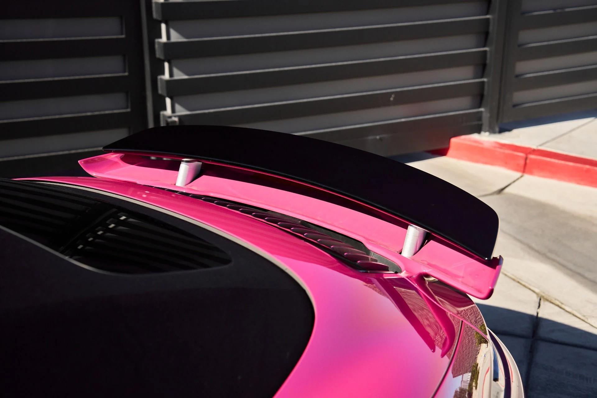 mph009_4197797362_Used_2023_Porsche_911_Turbo_1762568111_78d9049cf1