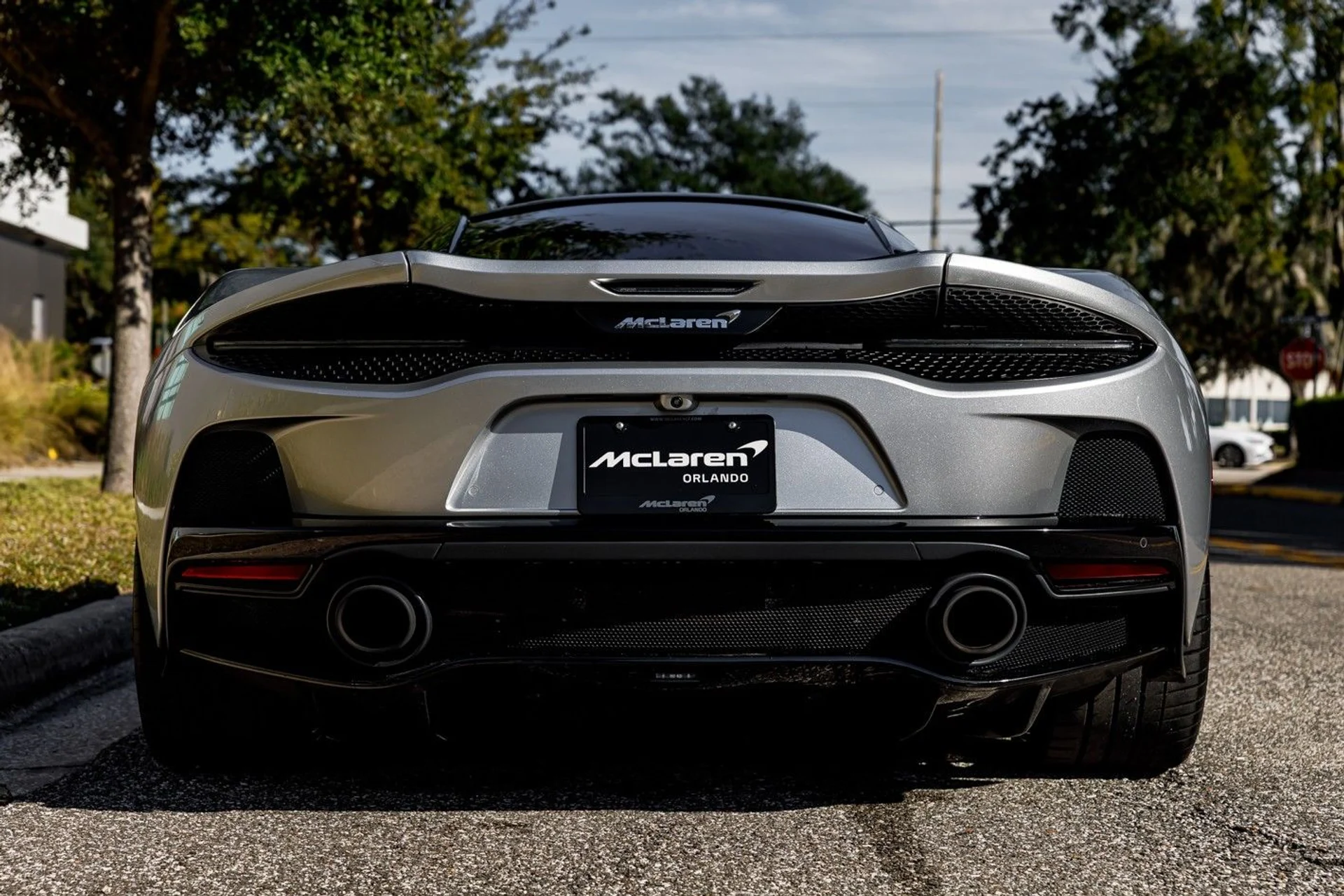 mph009_4203510955_632_p10_l_3613a7d96a