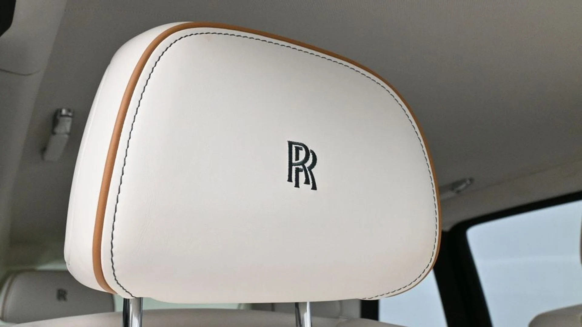 mph009_4204948858_14b95173e56c5ea60a285443ba109c1dx_5404bafa19