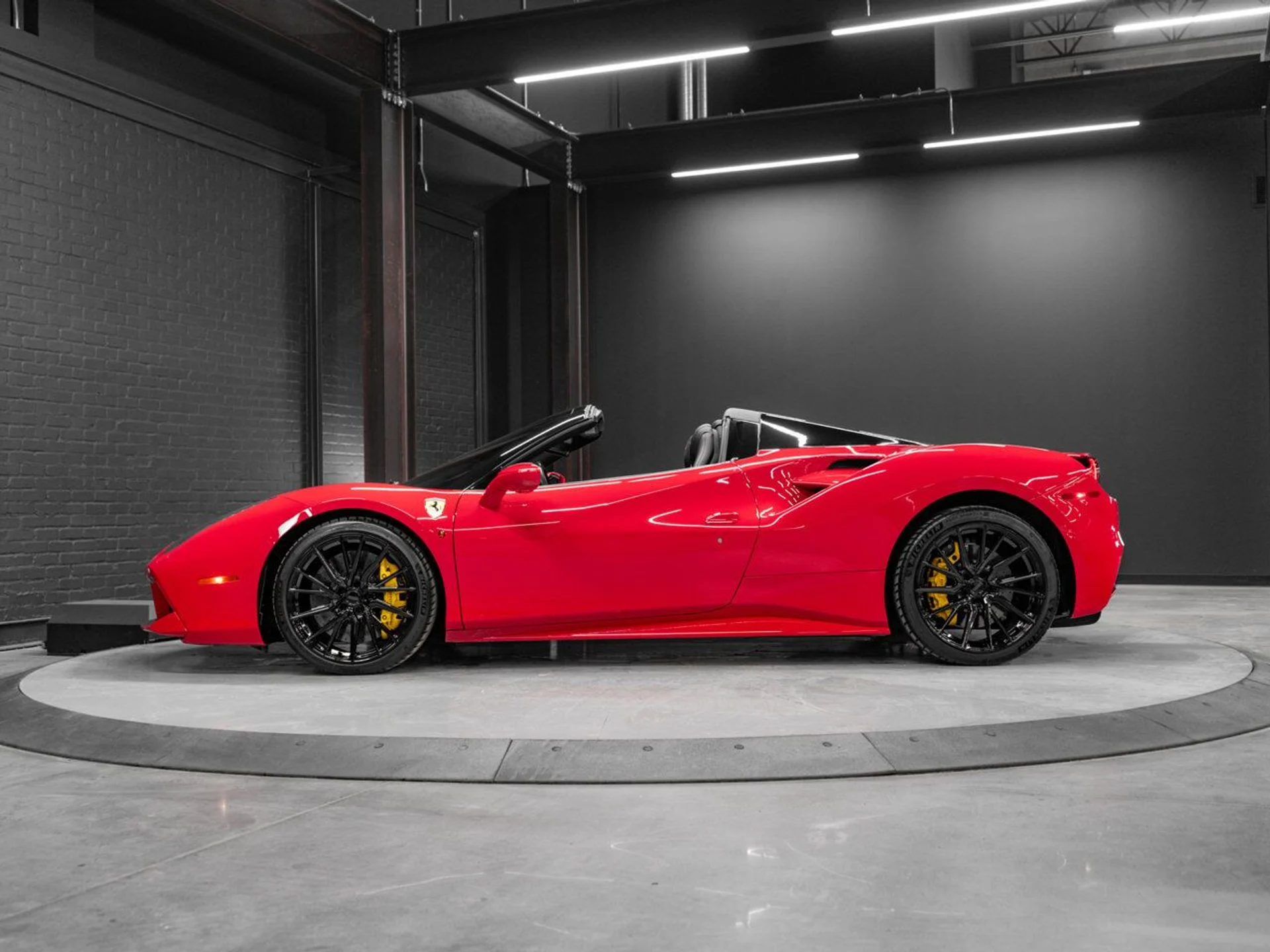 mph009_4205094951_ferrari_488_spider_2018_ff39515503