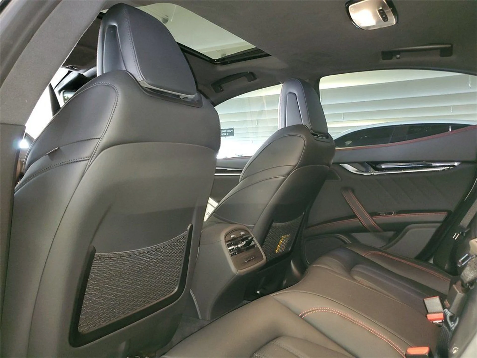 mph009_4214171862_6d7669bdc4e49c297c5e55676e3f0295_a4731831e7