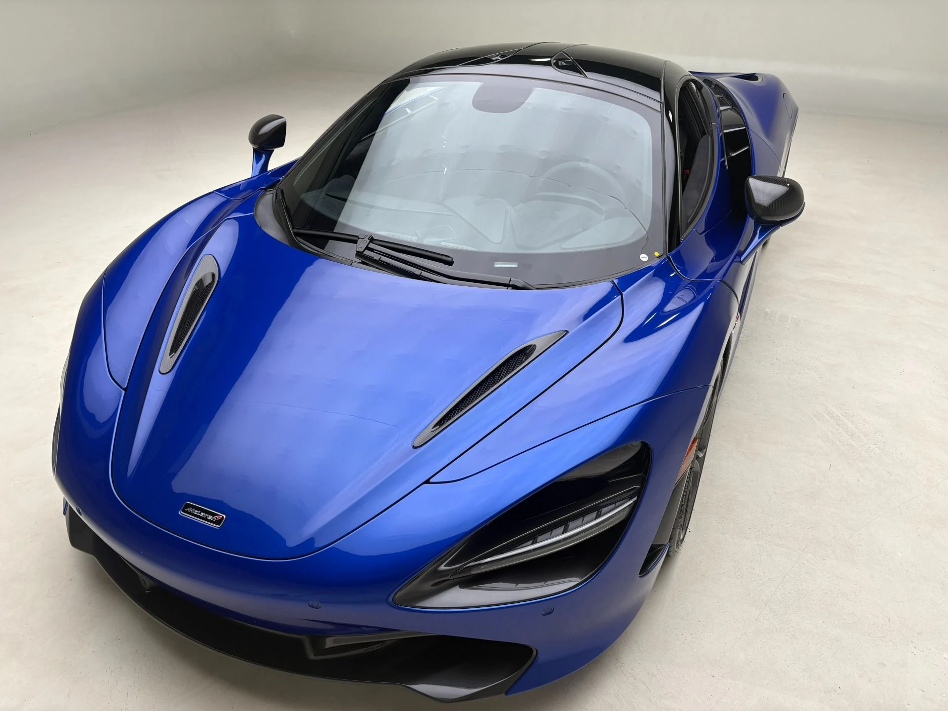 mph009_4218212602_Used_2018_Mc_Laren_720_S_Performance_1777593453_67f47a3a36