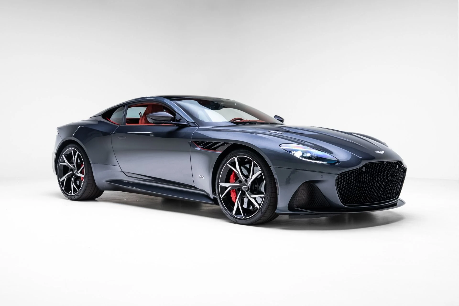 mph009_422505992_Used_2019_Aston_Martin_DBS_Superleggera_1772826808_ca3c7b150e