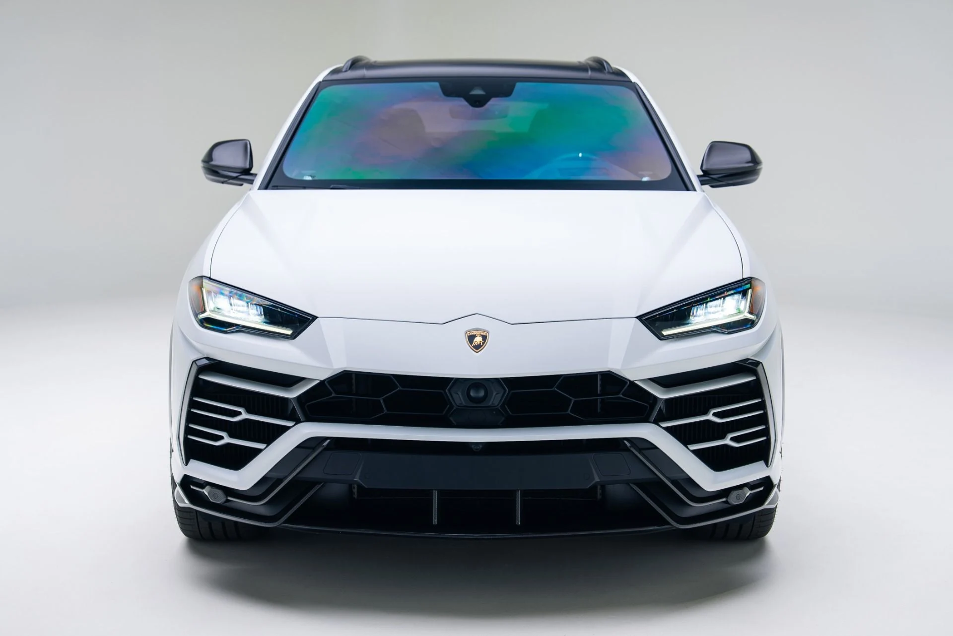 mph009_4225598972_Used_2022_Lamborghini_Urus_1764978399_6c7eada3fe