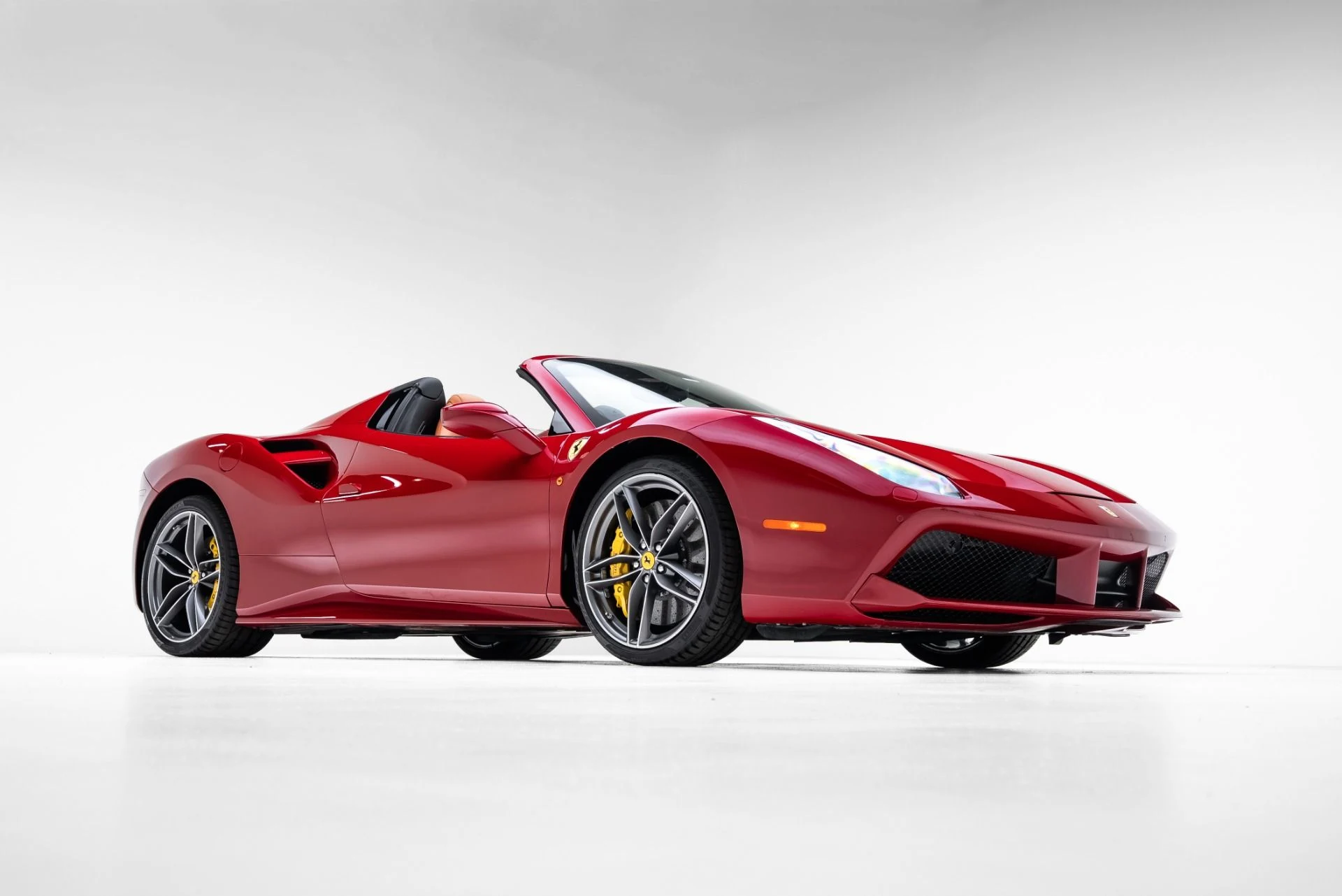 mph009_422753122_Used_2019_Ferrari_488_Spider_1773085890_ae37bffca9