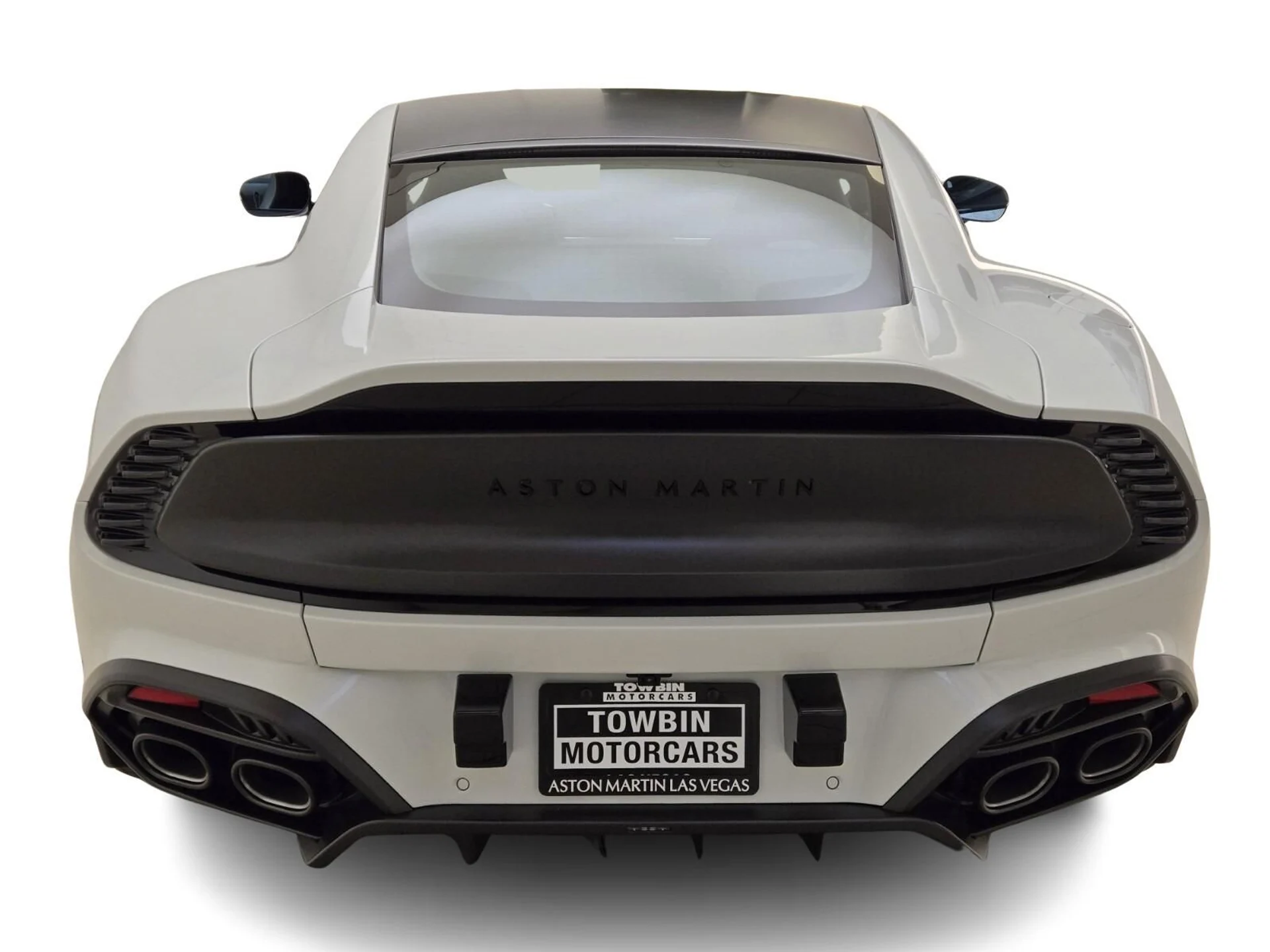 mph009_4241779090_New_2025_Aston_Martin_Vanquish_V12_1742812603_f3811b951b