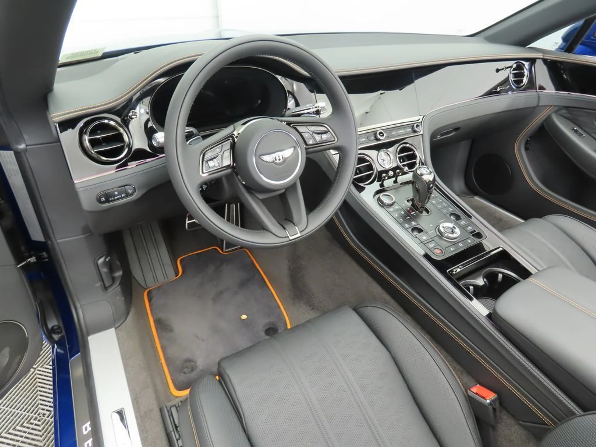 mph009_4242768719_new_2025_bentley_continental_gtspeedconvertible_8119_22891450_10_1024_2c0aba172c