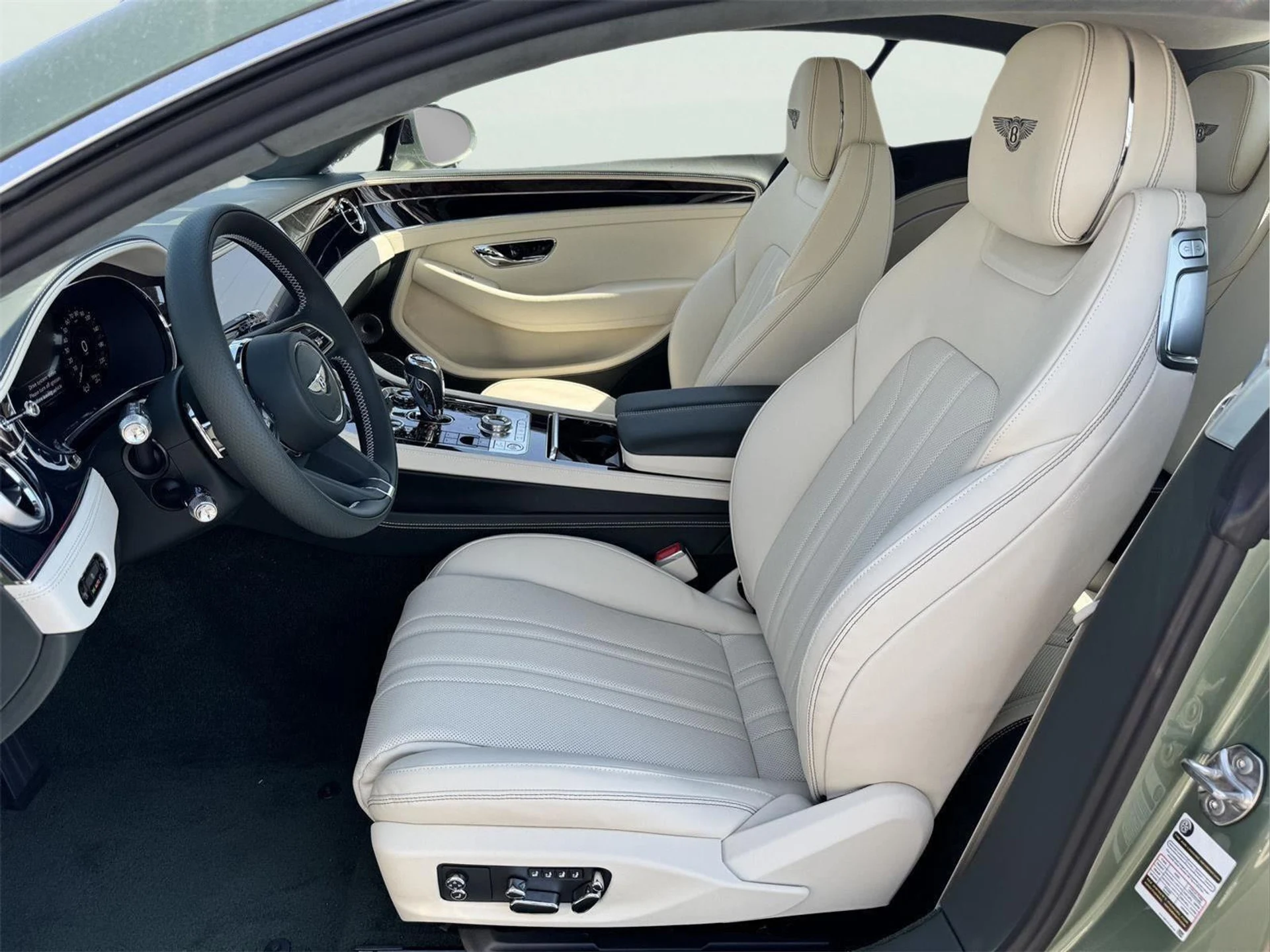 mph009_4257012452_563d0e4b2d23a8c864528563d557bb32_a94eacd20f