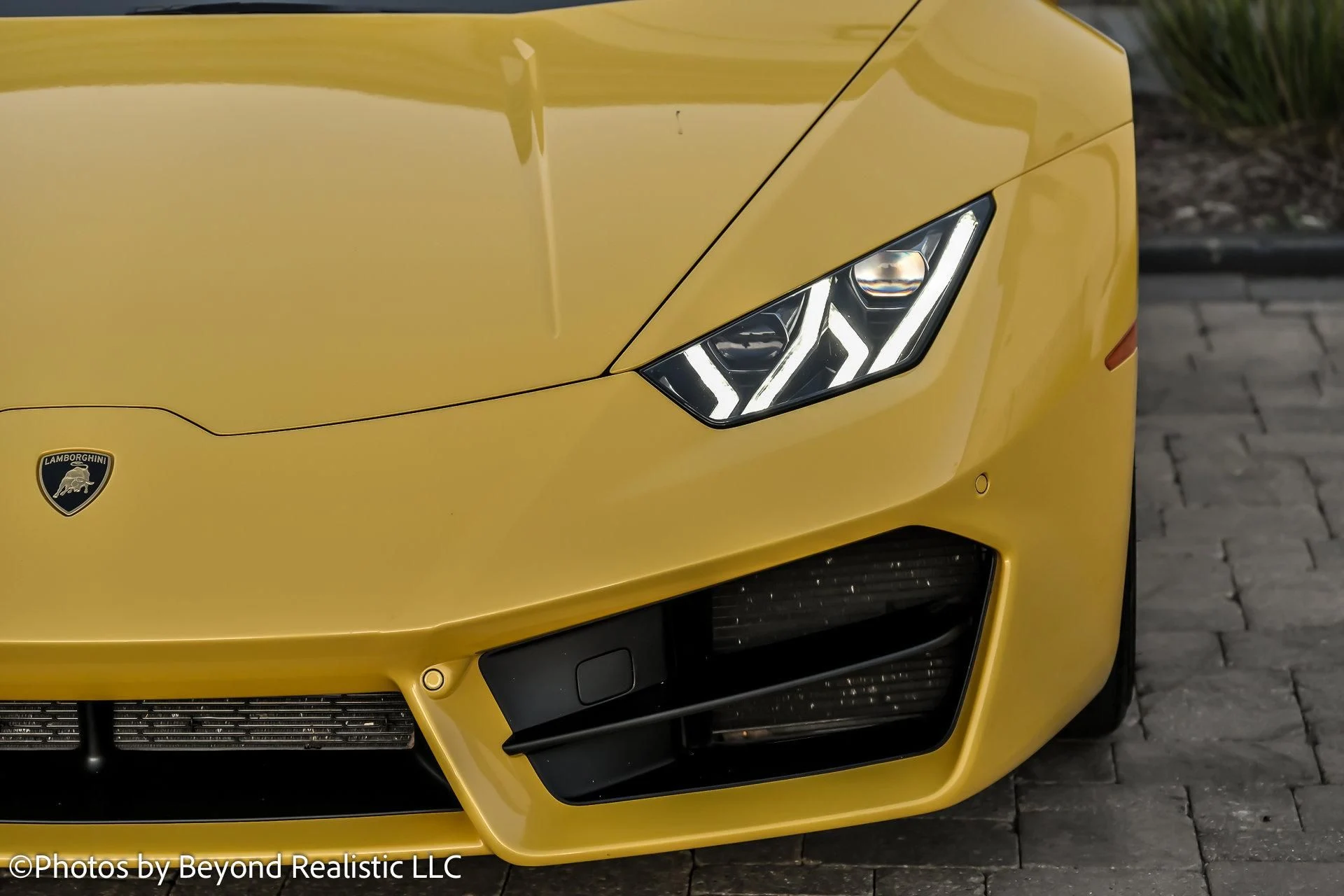 mph009_4264855822_Used_2019_Lamborghini_Huracan_Spyder_LP_580_2_1759241336_b70cc1dd70