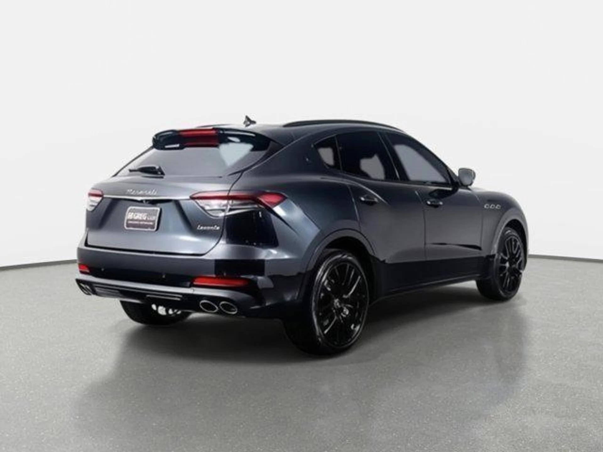 mph009_4284199613_T_Csj8_M_Hajk_L_Bd981y_B8_TP_Pug_E_8_d0b24d709e