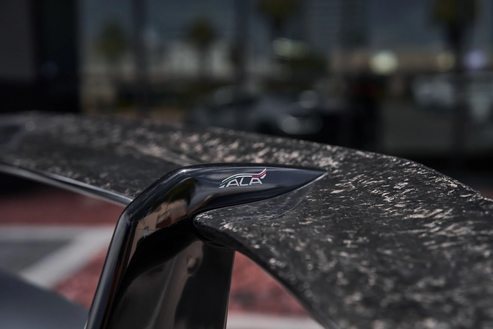 mph009_429328618_Used_2018_Lamborghini_Huracan_Performante_1761069248_747ee44785
