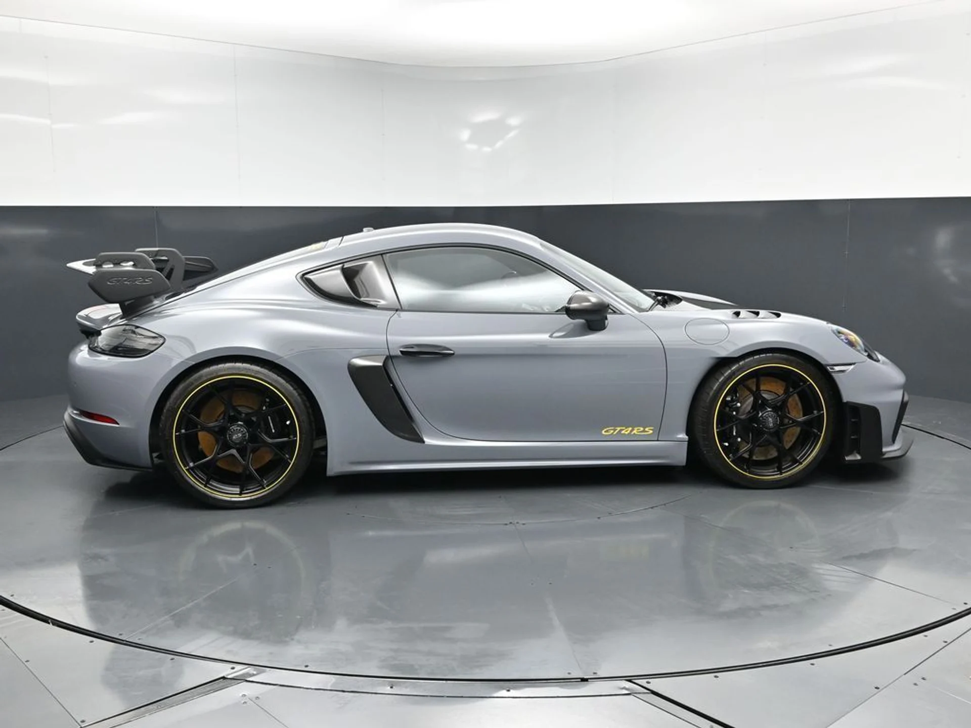 mph009_434918552_b3b8364d304247b03a55308be3c1fdefx_c33244c0cd