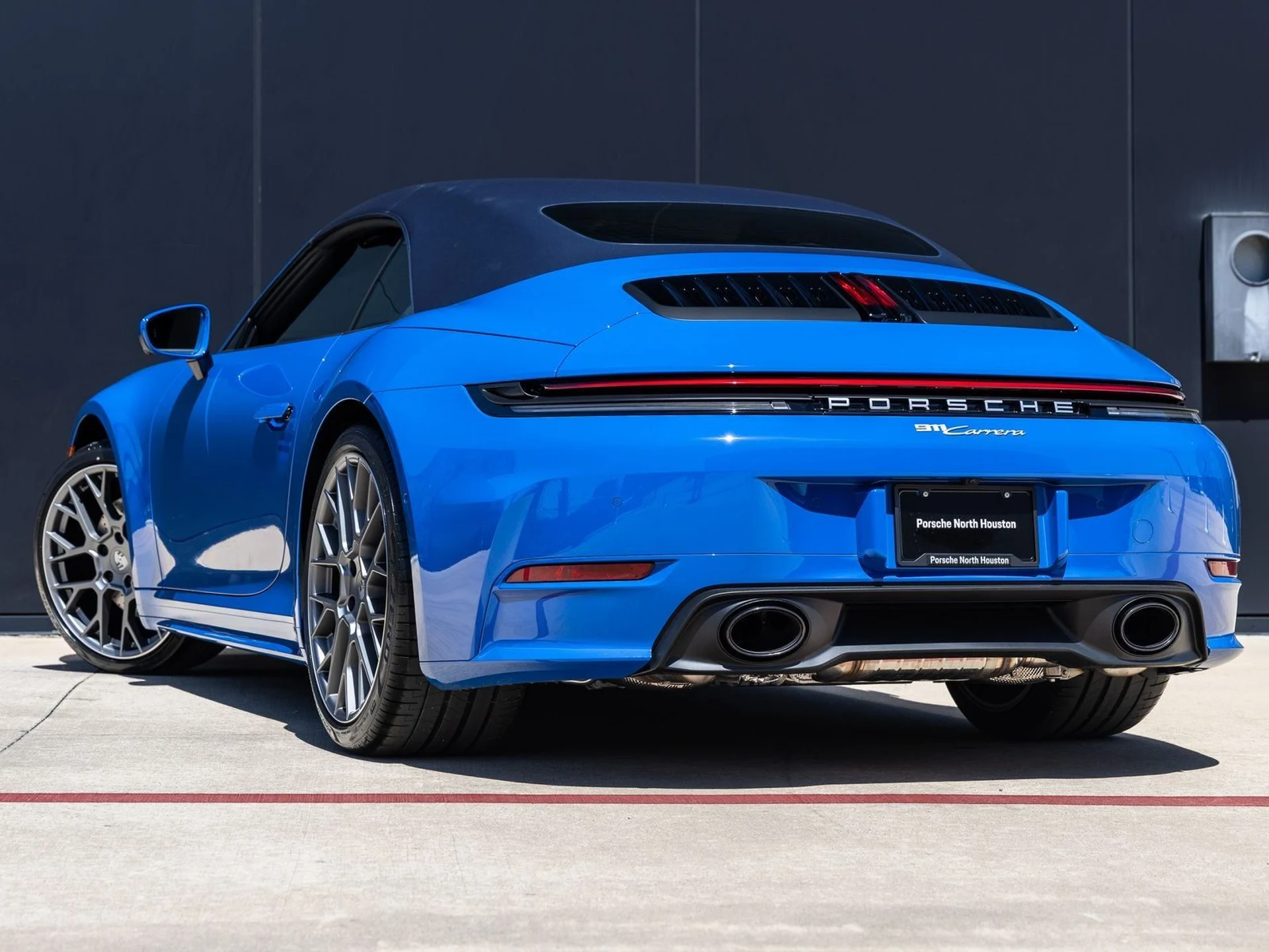 mph009_435871777_10_6b8d602cde