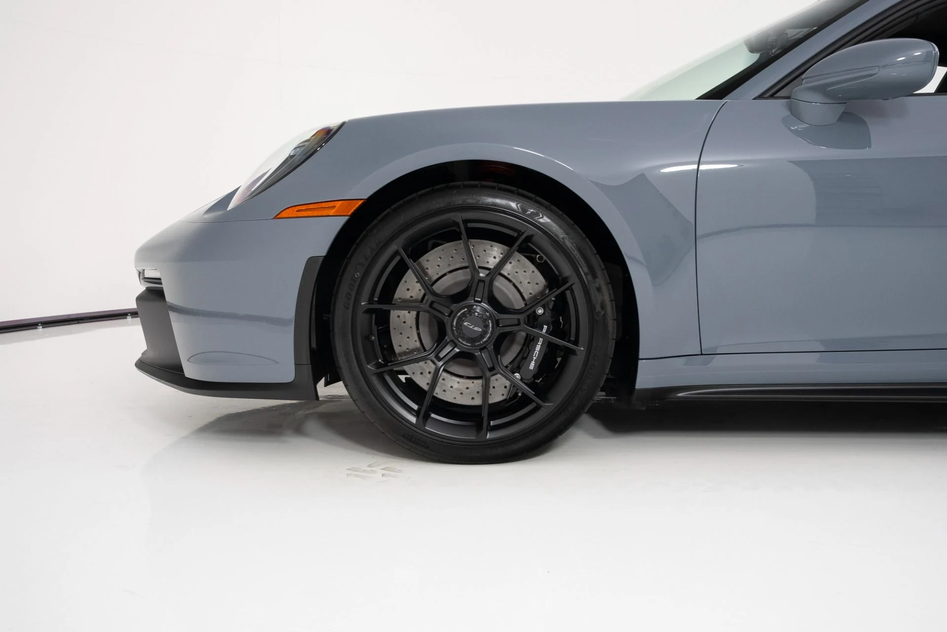 mph009_443713304_Used_2024_Porsche_911_GT_3_1754347401_7b114166a1