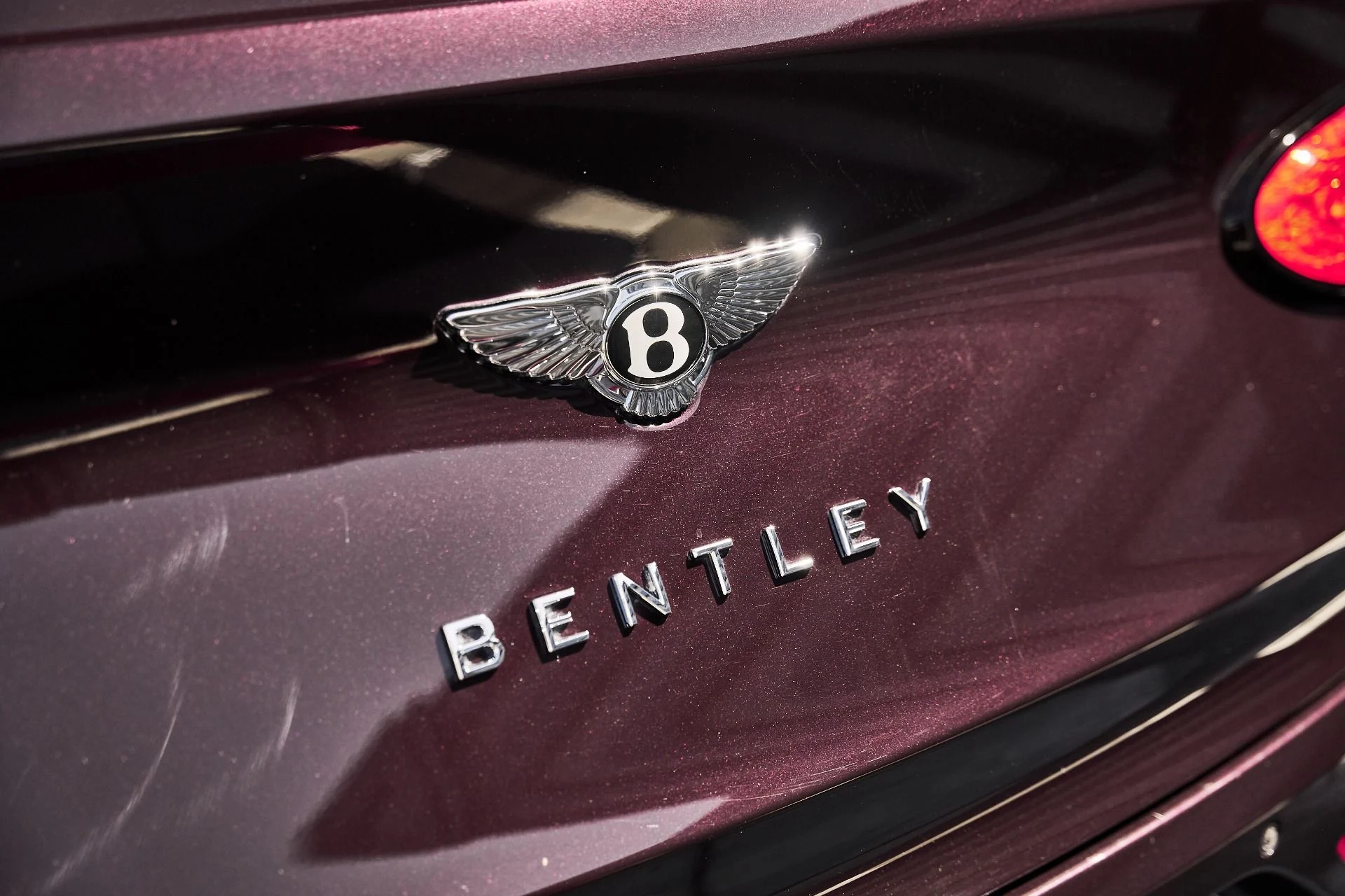 mph009_44506177_Used_2022_Bentley_Bentayga_S_1781229402_fc6a53d13d