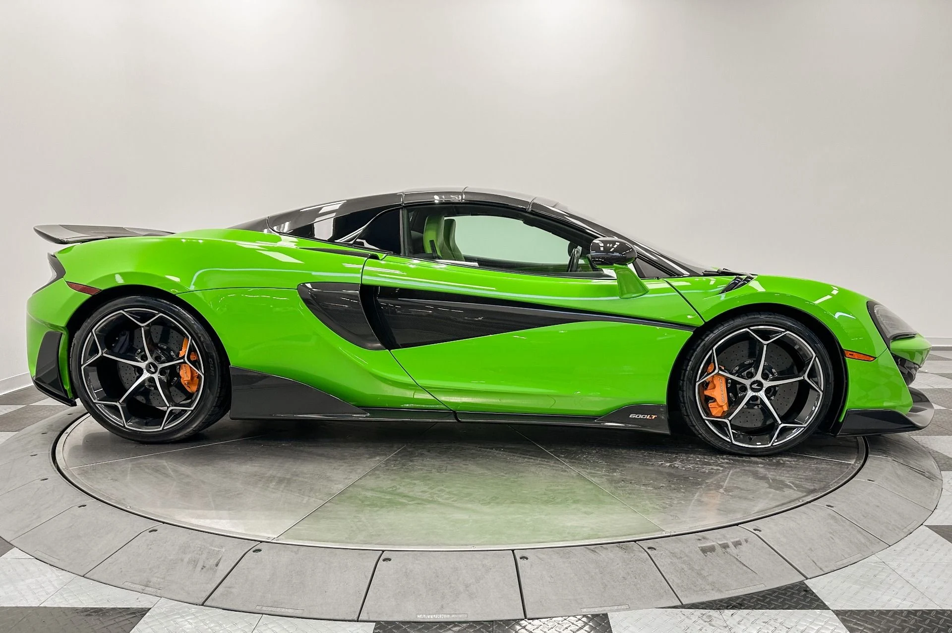 mph009_460711667_Used_2020_Mc_Laren_600_LT_Spider_Massive_Carbon_Fiber_Upgrades_MSO_Paint_1771611359_da94f34c56